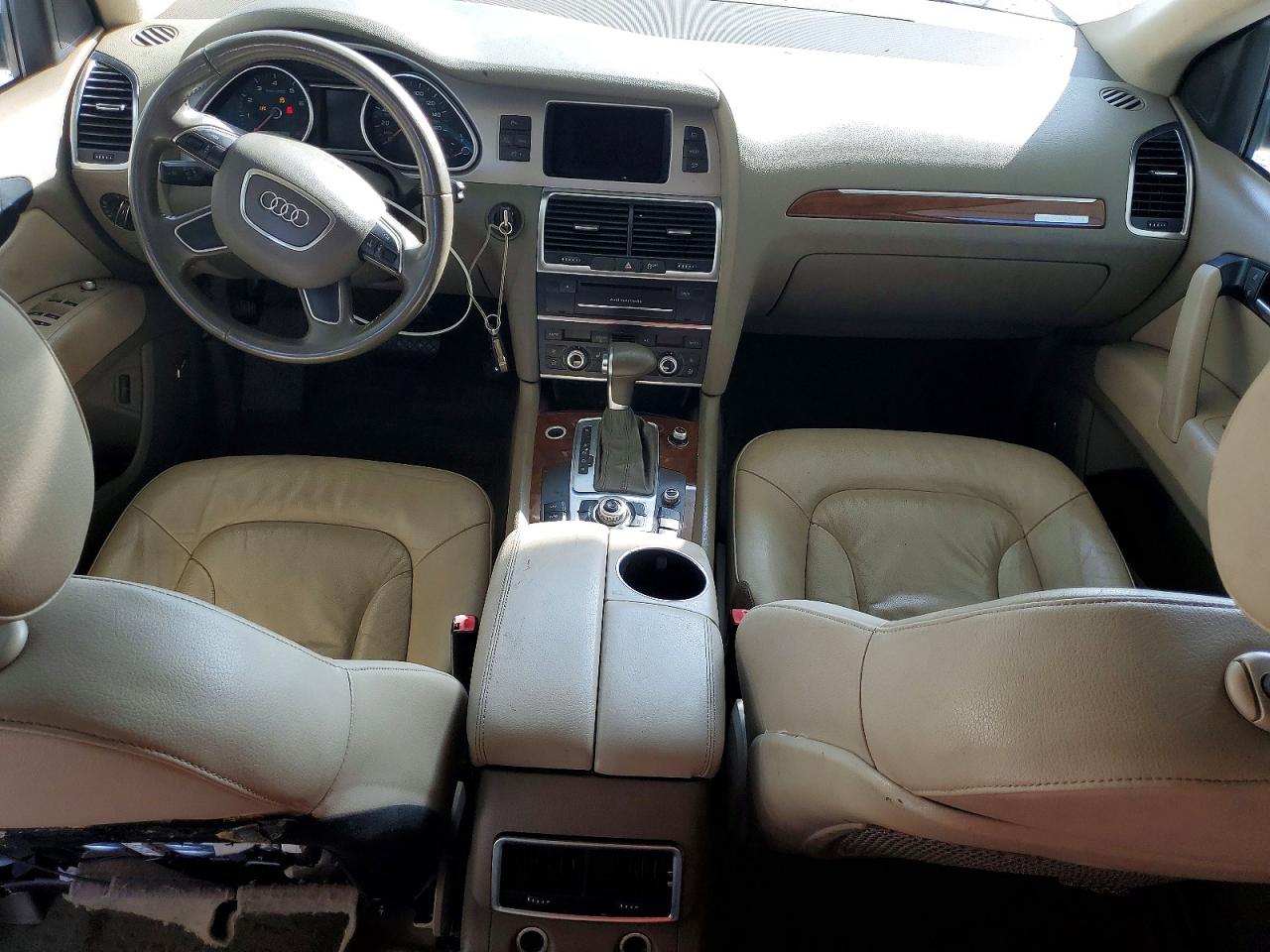 2013 Audi Q7 Premium Plus White vin: WA1LGAFE9DD003246