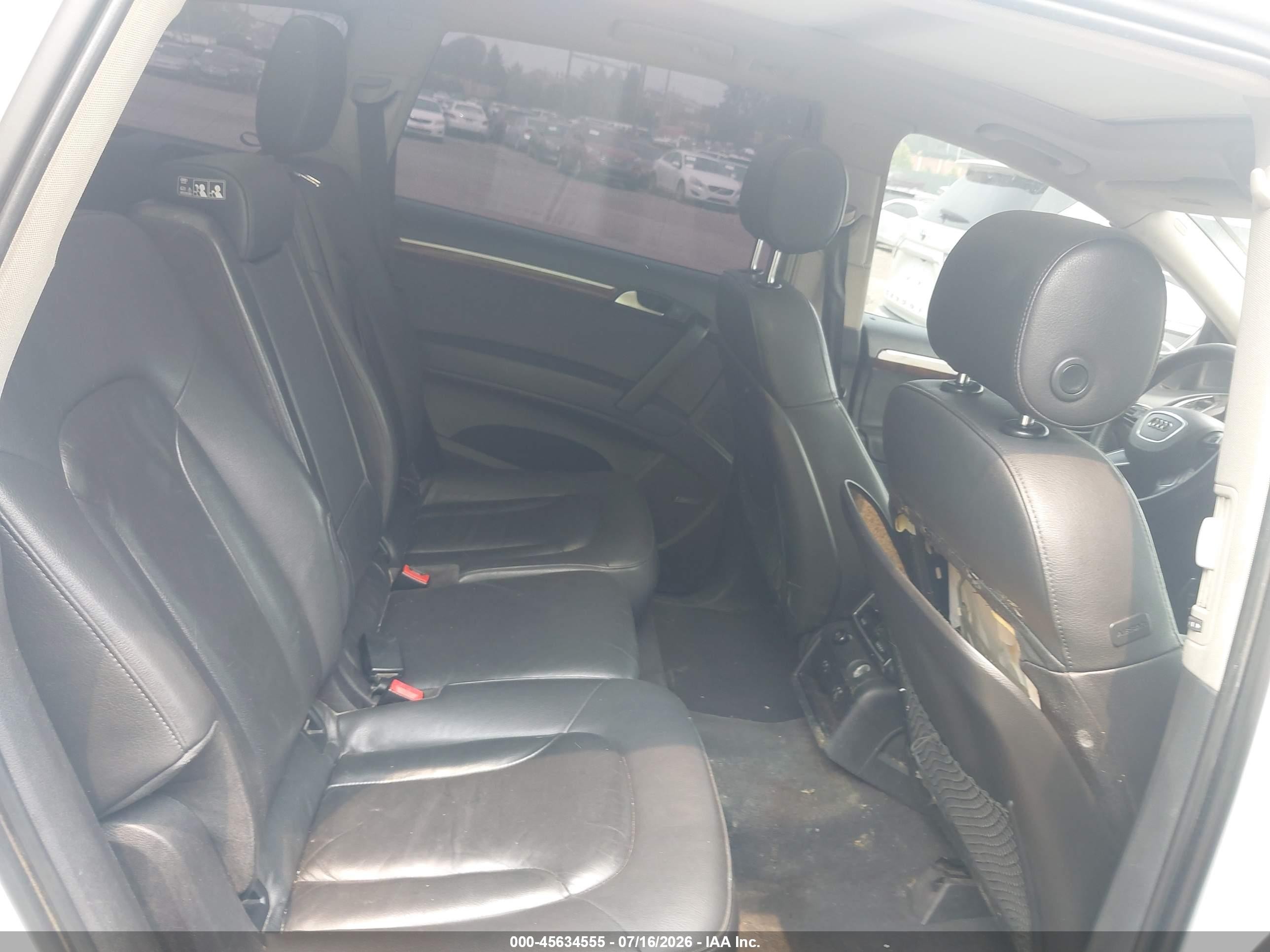 2014 Audi Q7 3.0t Premium White vin: WA1LGAFE9ED017858