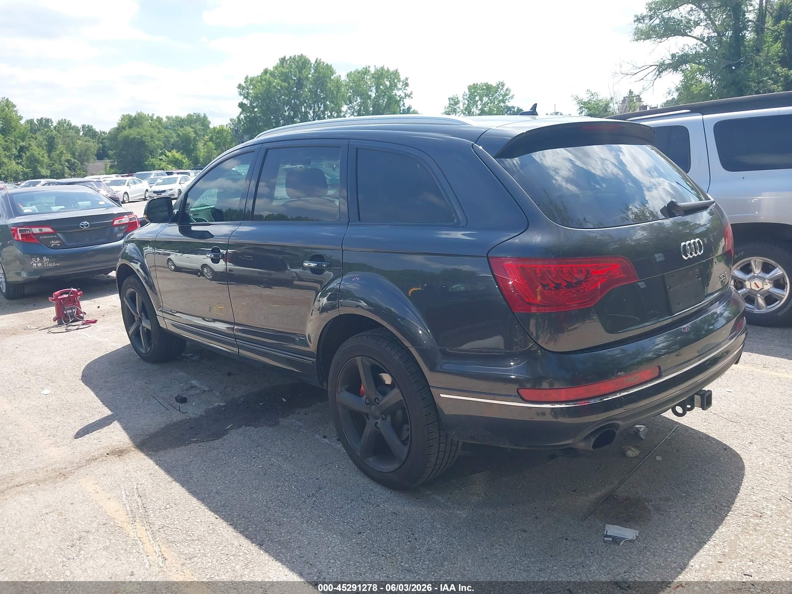 2015 Audi Q7 3.0t Premium Black vin: WA1LGAFE9FD002469