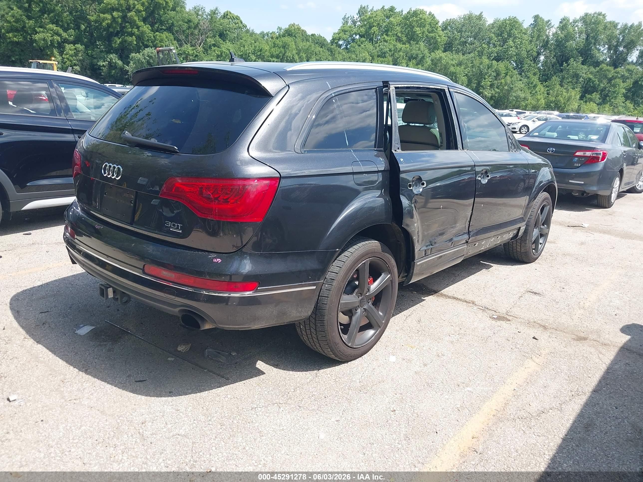 2015 Audi Q7 3.0t Premium Black vin: WA1LGAFE9FD002469