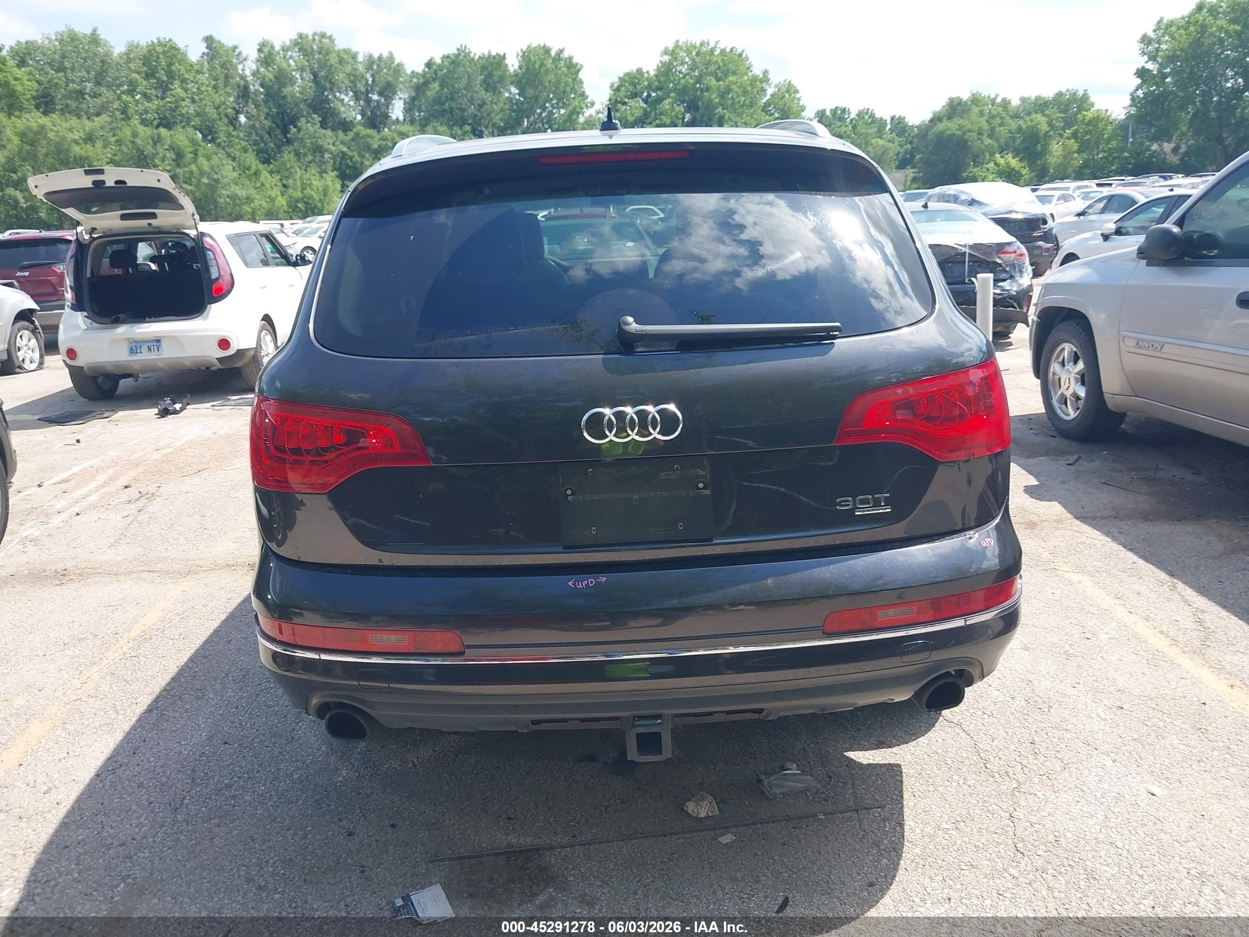 2015 Audi Q7 3.0t Premium Black vin: WA1LGAFE9FD002469