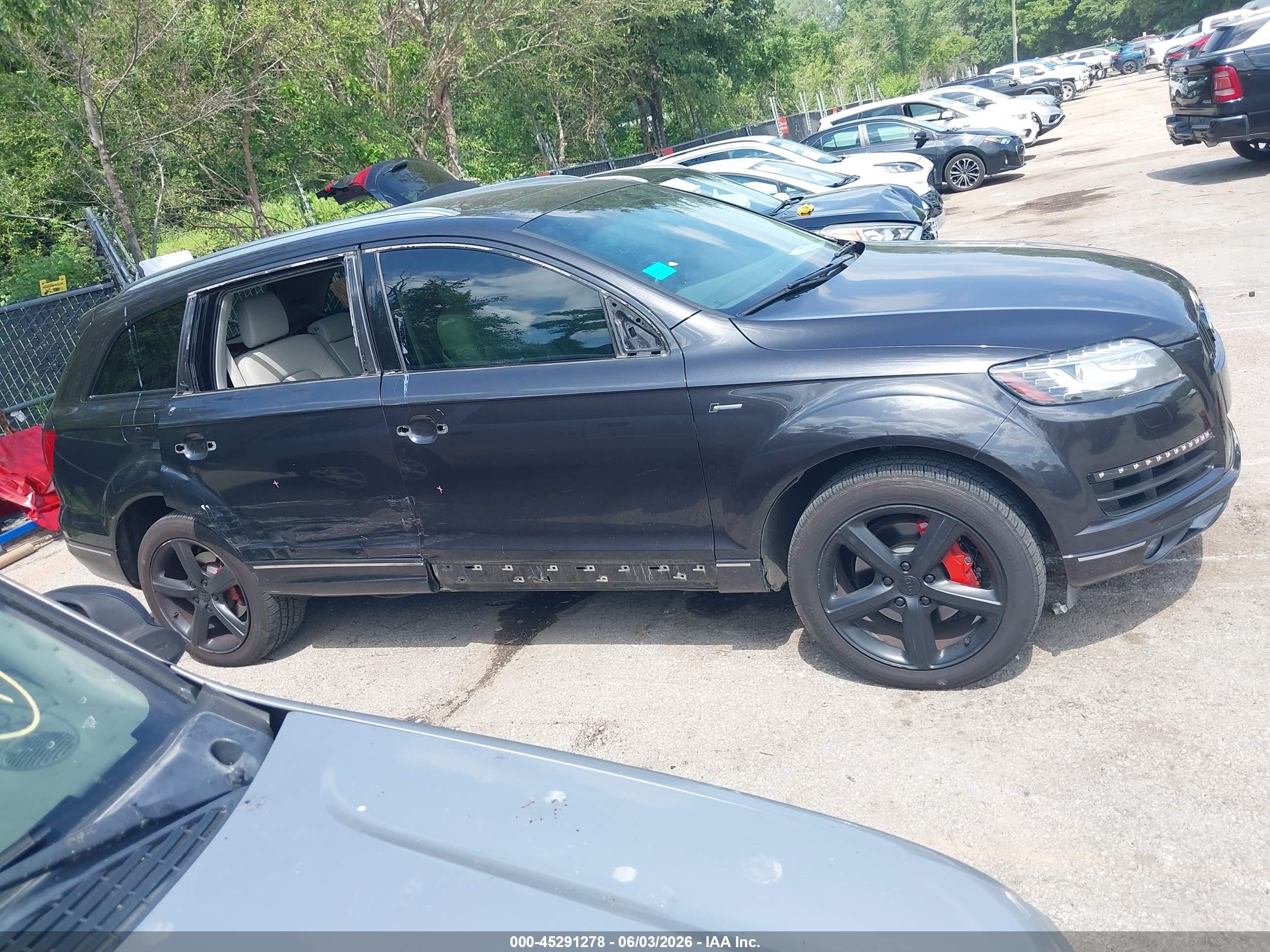 2015 Audi Q7 3.0t Premium Black vin: WA1LGAFE9FD002469