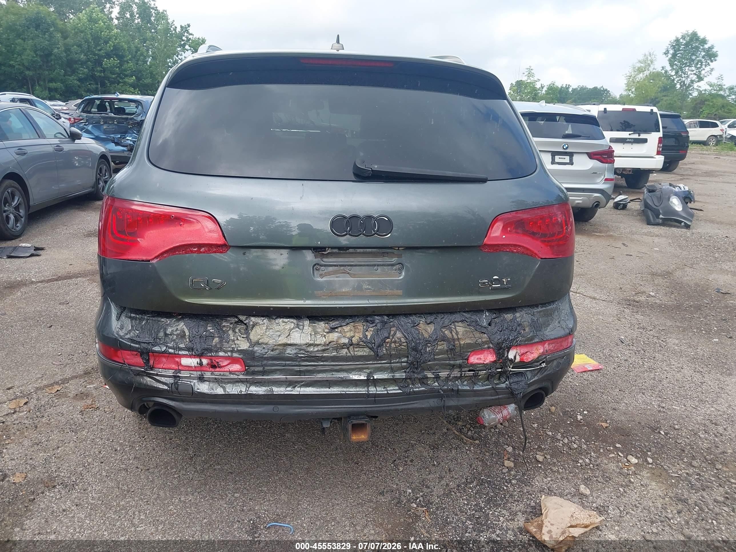 2015 Audi Q7 3.0t Premium Gray vin: WA1LGAFE9FD012631