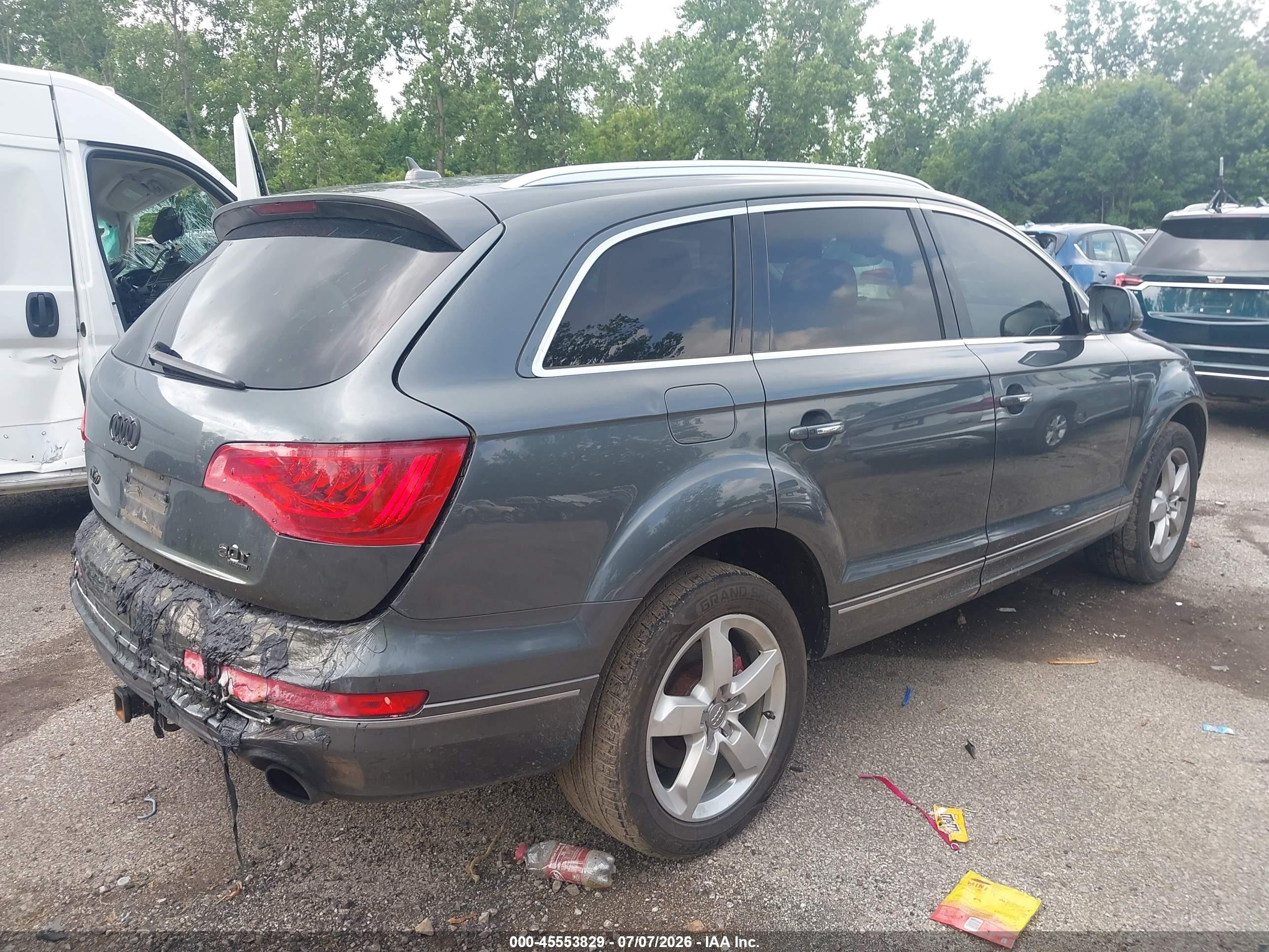 2015 Audi Q7 3.0t Premium Gray vin: WA1LGAFE9FD012631