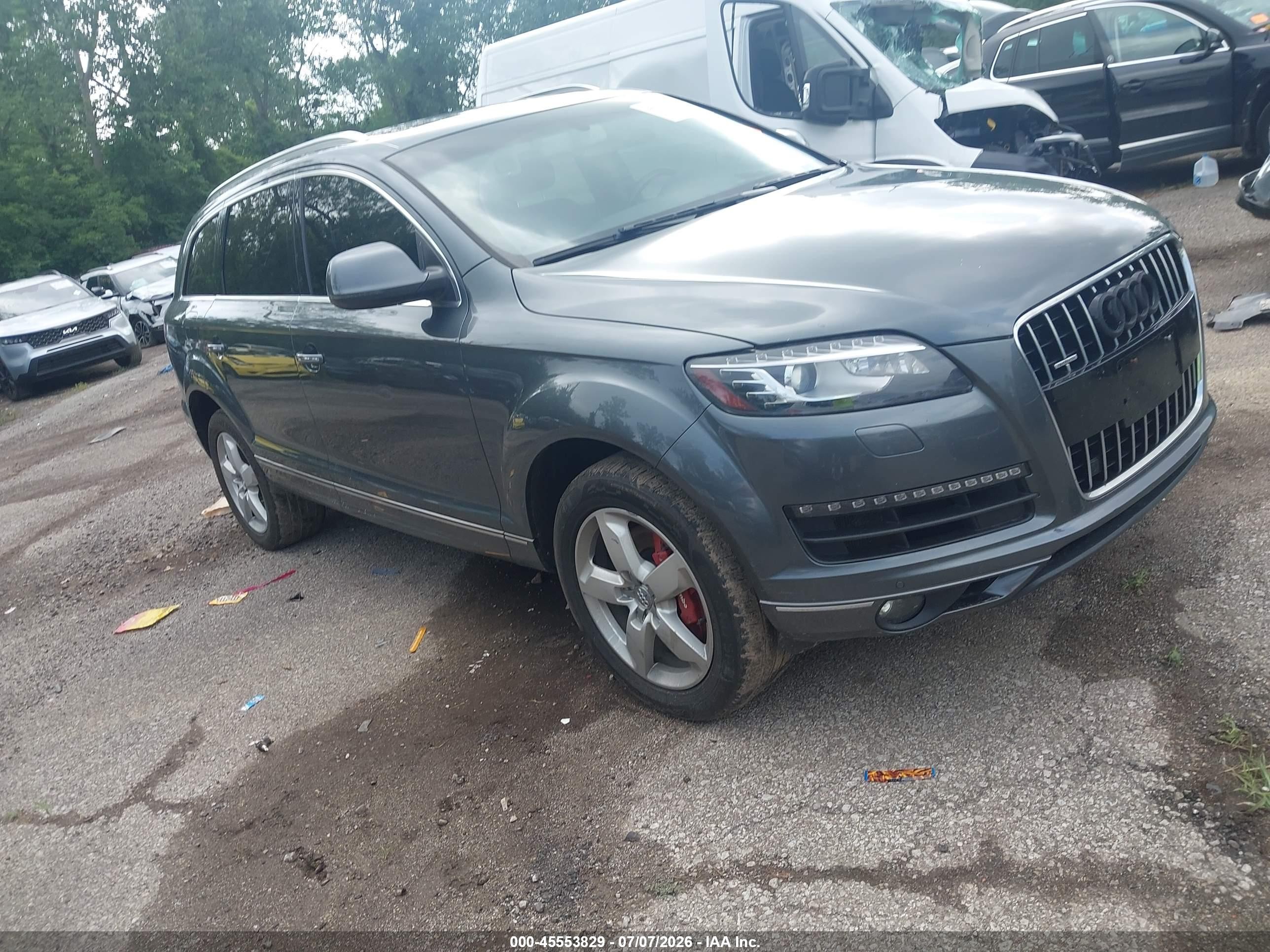 2015 Audi Q7 3.0t Premium Gray vin: WA1LGAFE9FD012631