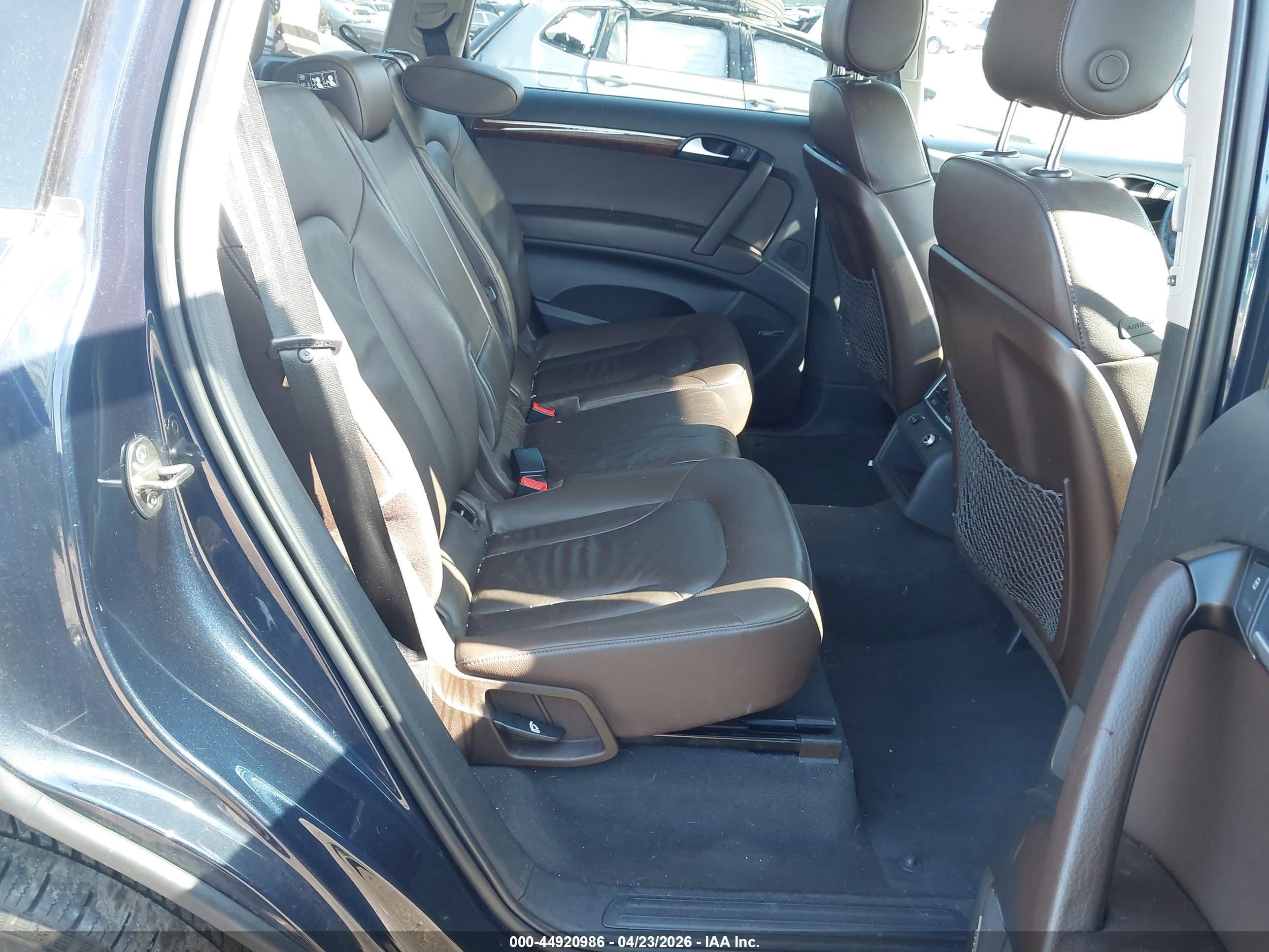 2015 Audi Q7 3.0t Premium Black vin: WA1LGAFE9FD015027