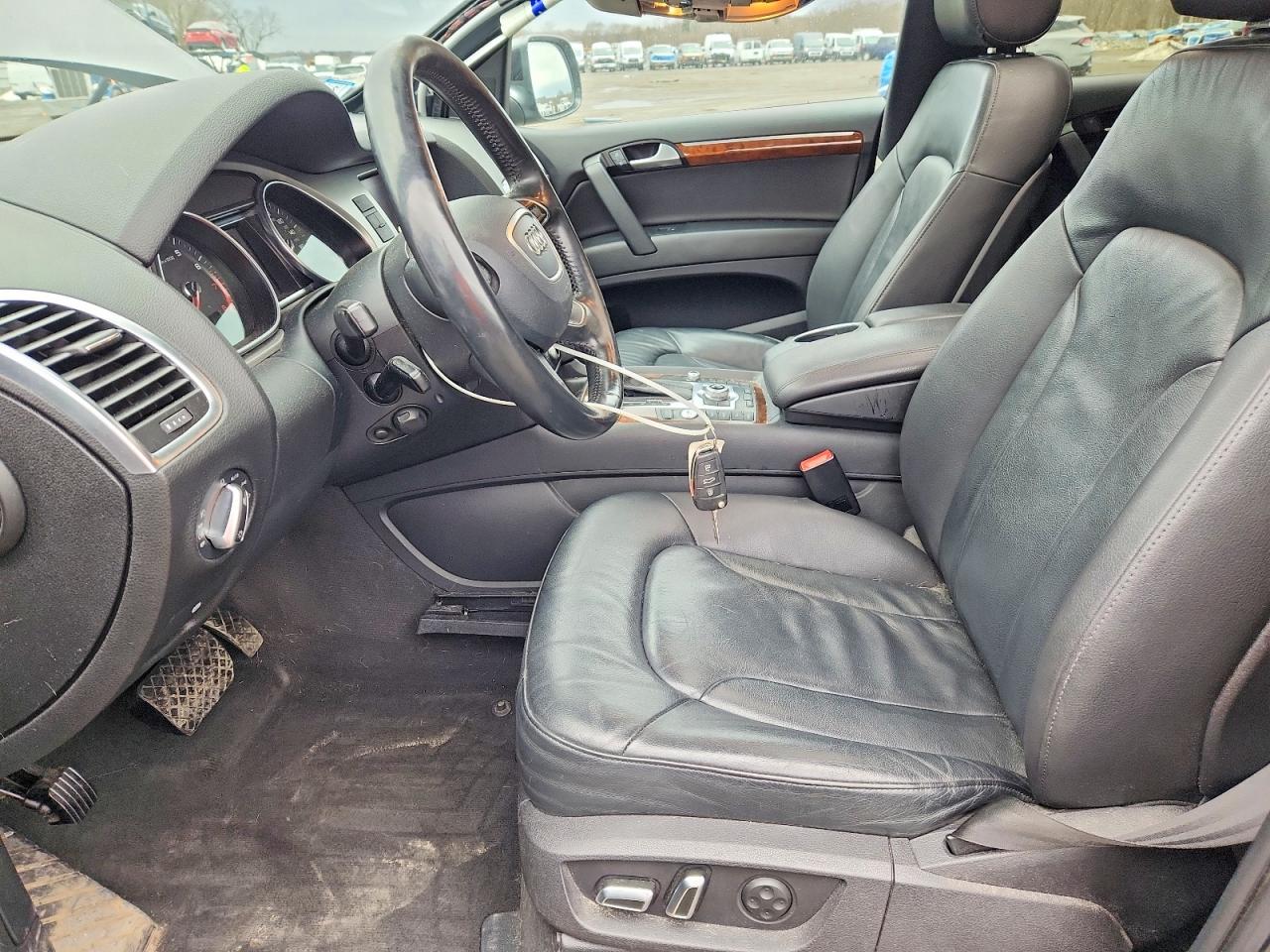 2015 Audi Q7 Premium Plus Gray vin: WA1LGAFE9FD028943