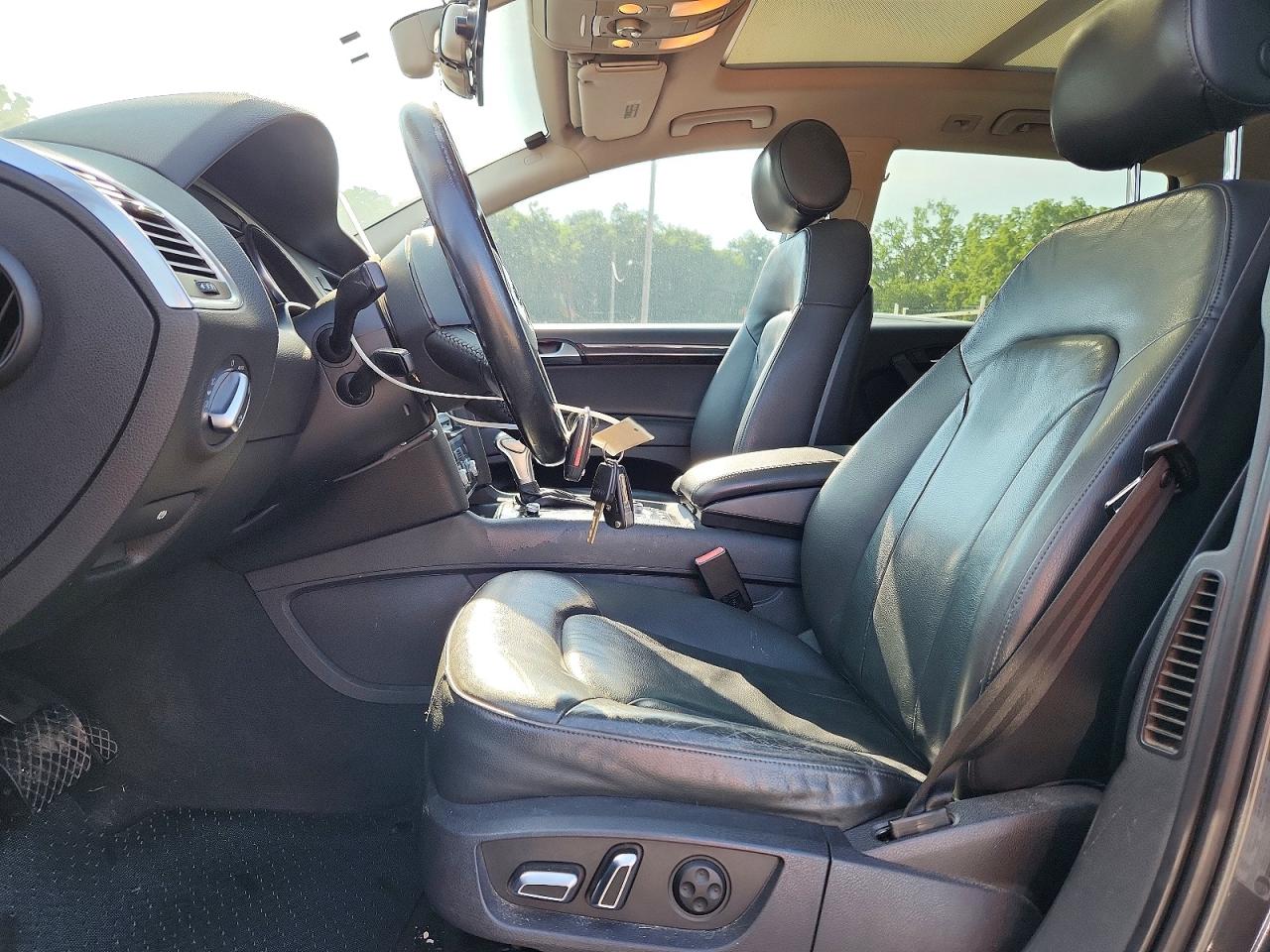 2013 Audi Q7 Premium Plus Silver vin: WA1LGAFEXDD010707