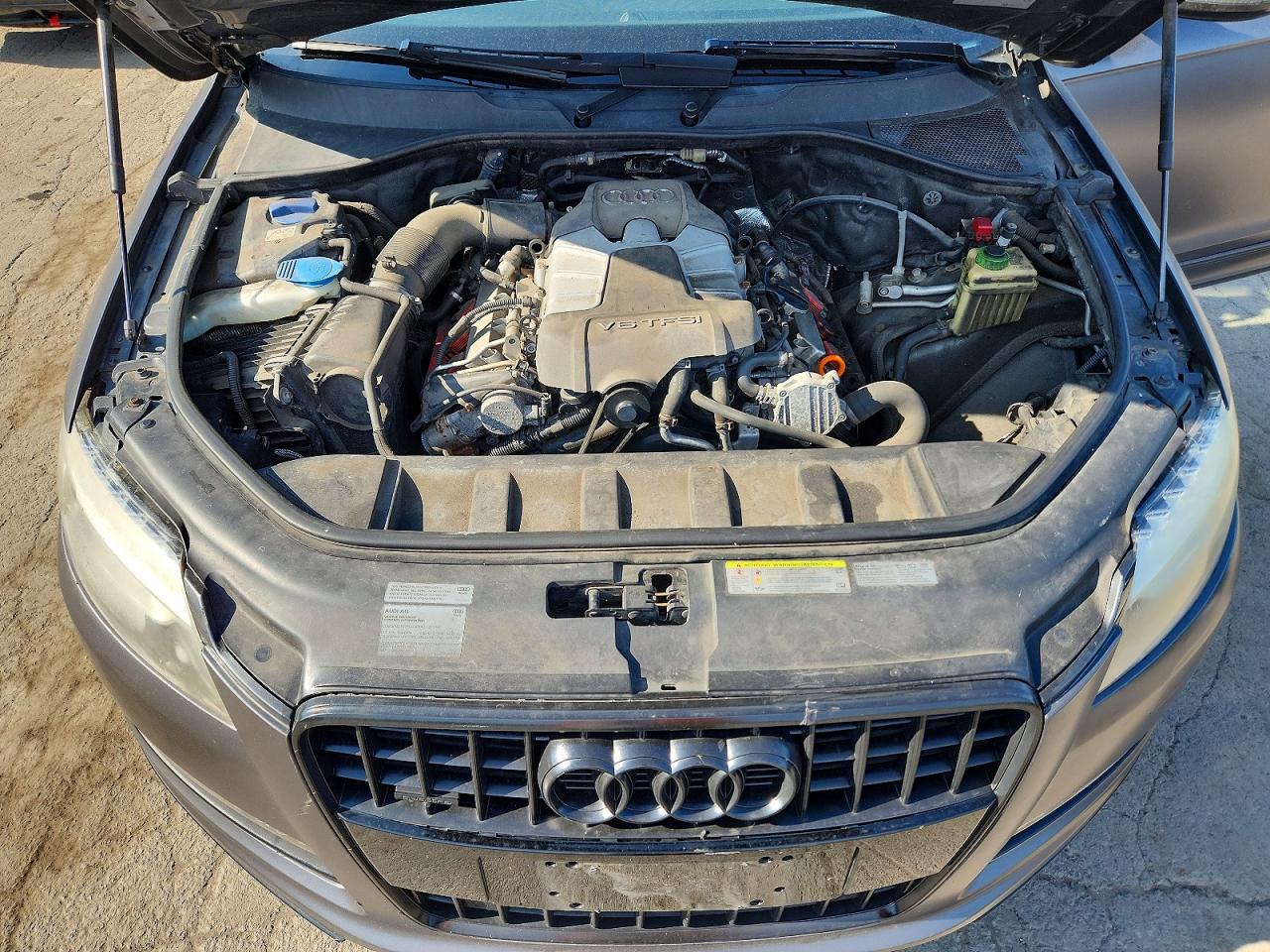 2013 Audi Q7 Premium Plus Silver vin: WA1LGAFEXDD010707
