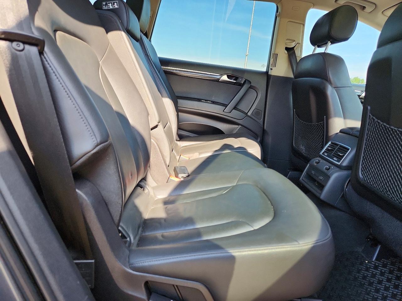 2013 Audi Q7 Premium Plus Silver vin: WA1LGAFEXDD010707