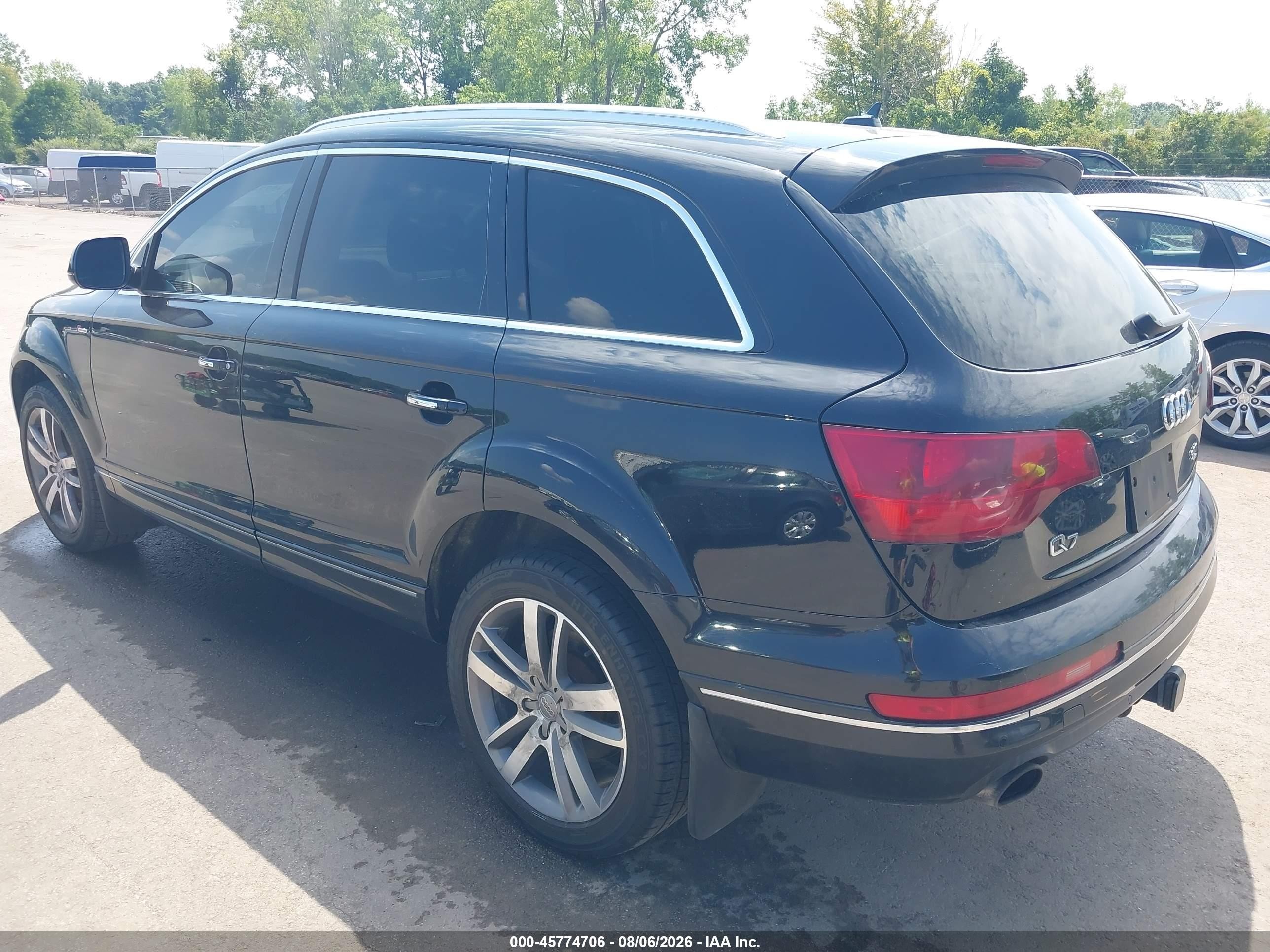 2014 Audi Q7 3.0t Premium Black vin: WA1LGAFEXED004293