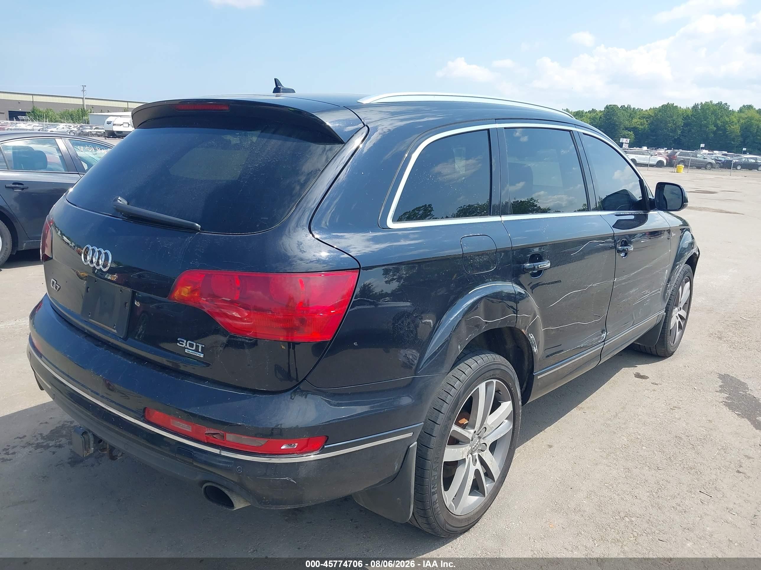 2014 Audi Q7 3.0t Premium Black vin: WA1LGAFEXED004293