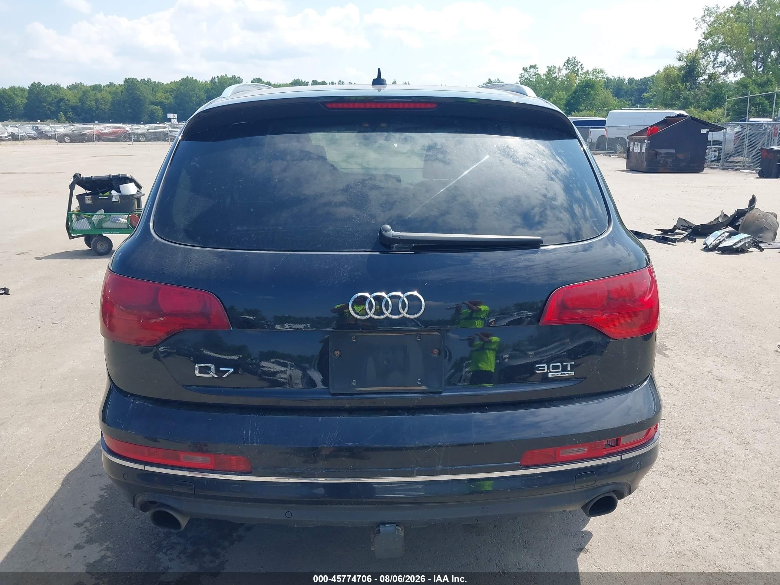 2014 Audi Q7 3.0t Premium Black vin: WA1LGAFEXED004293