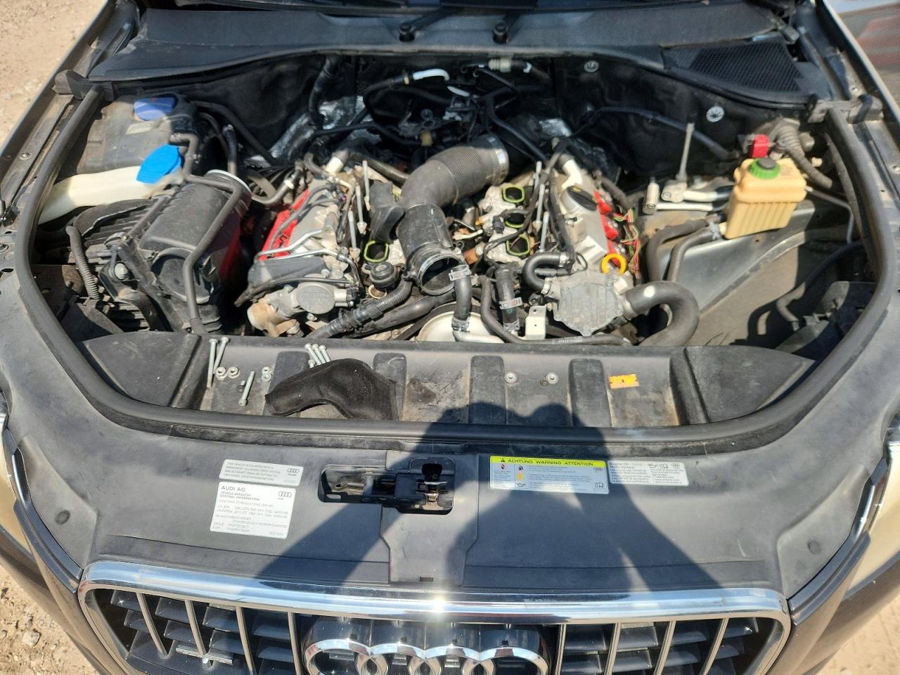2015 Audi Q7 Premium Plus Gray vin: WA1LGAFEXFD022634