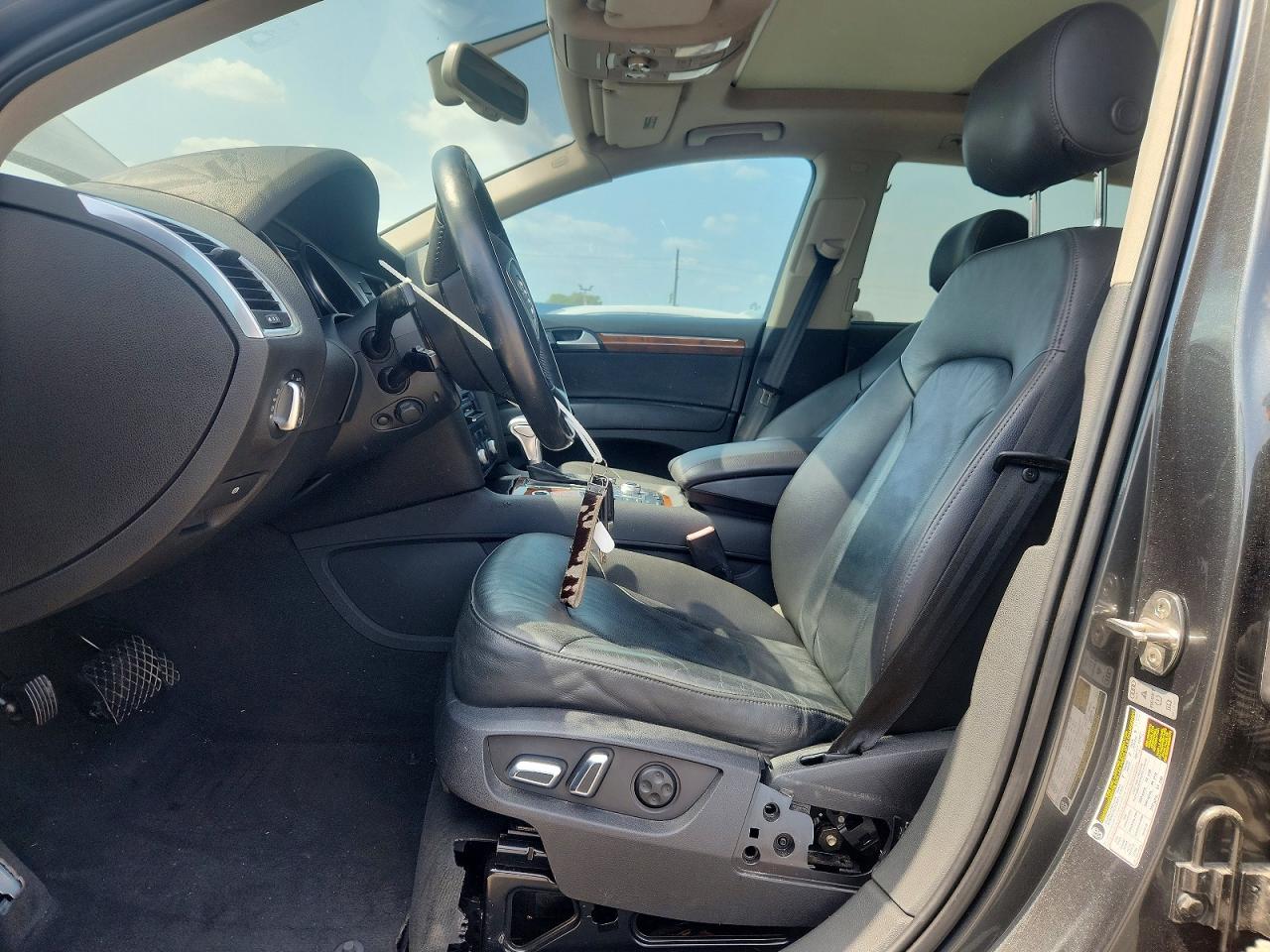 2015 Audi Q7 Premium Plus Gray vin: WA1LGAFEXFD022634