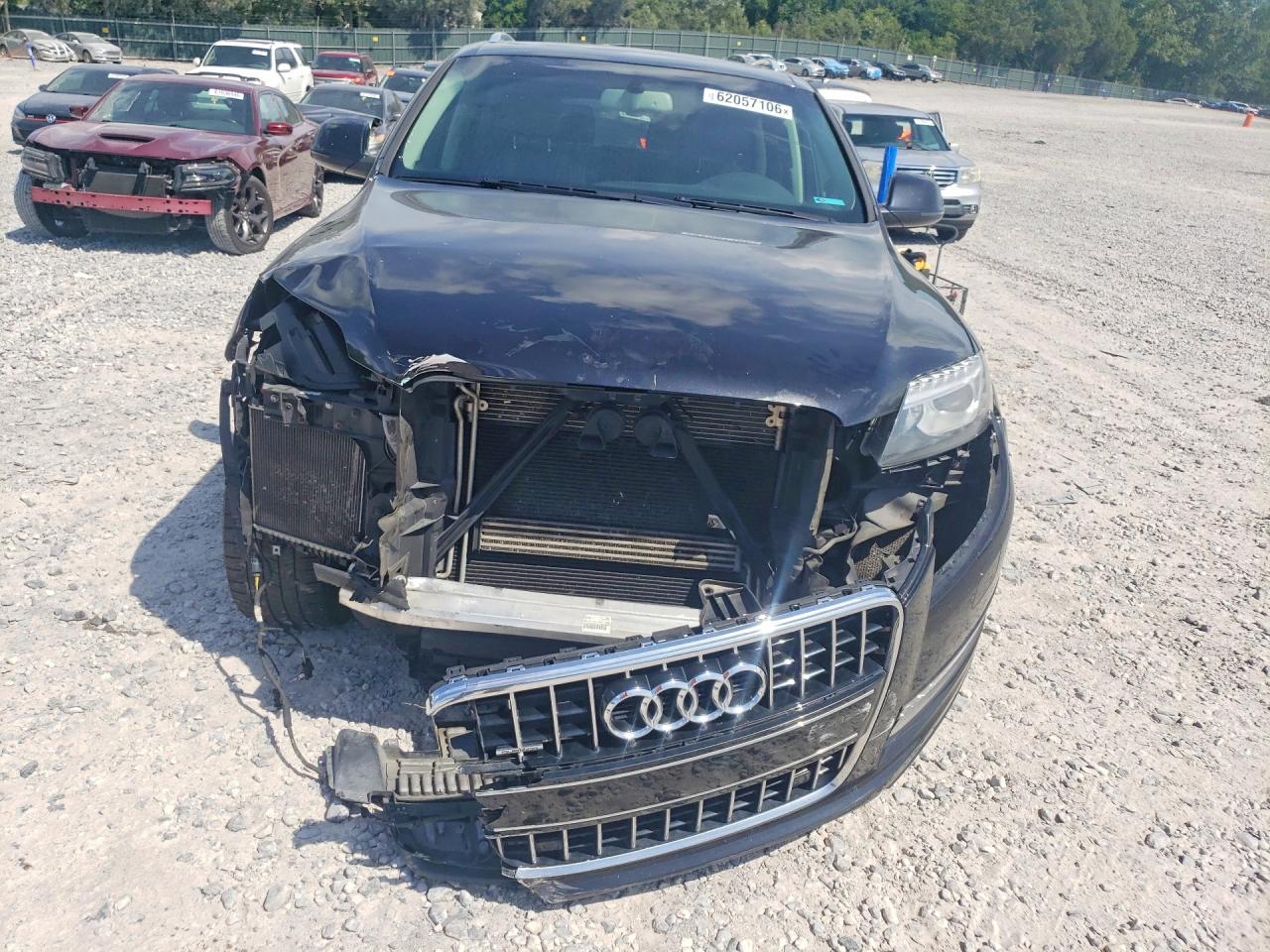 2015 Audi Q7 Premium Plus Черный vin: WA1LGAFEXFD023752