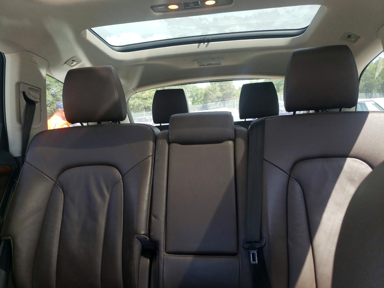 2015 Audi Q7 Premium Plus Черный vin: WA1LGAFEXFD023752
