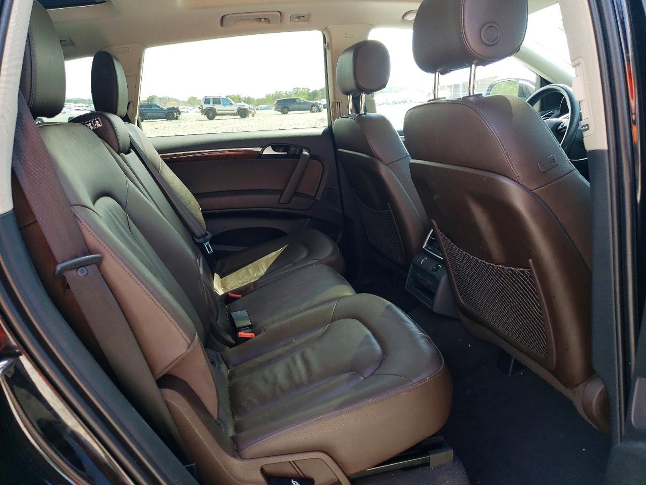 2015 Audi Q7 Premium Plus Черный vin: WA1LGAFEXFD023752