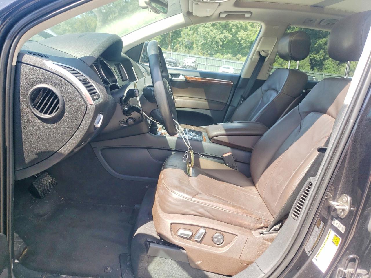 2015 Audi Q7 Premium Plus Черный vin: WA1LGAFEXFD023752