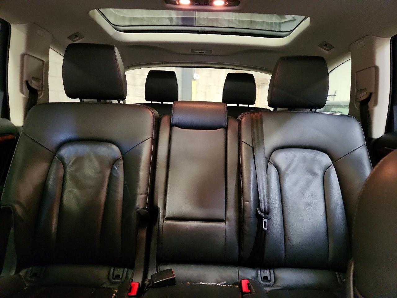 2015 Audi Q7 Premium Plus Silver vin: WA1LGAFEXFD026764