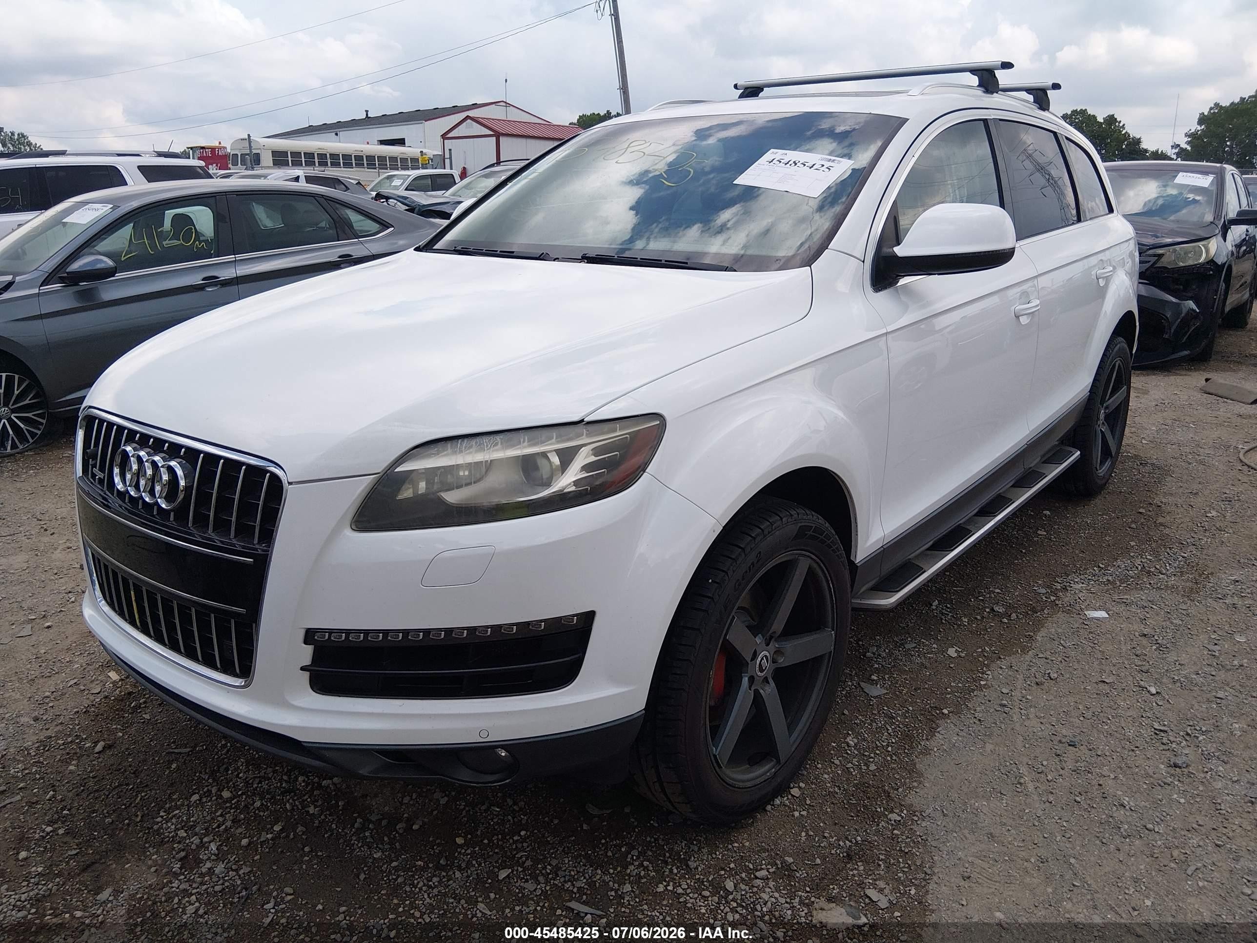 2011 Audi Q7 3.0t Premium White vin: WA1LGBFE2BD003155