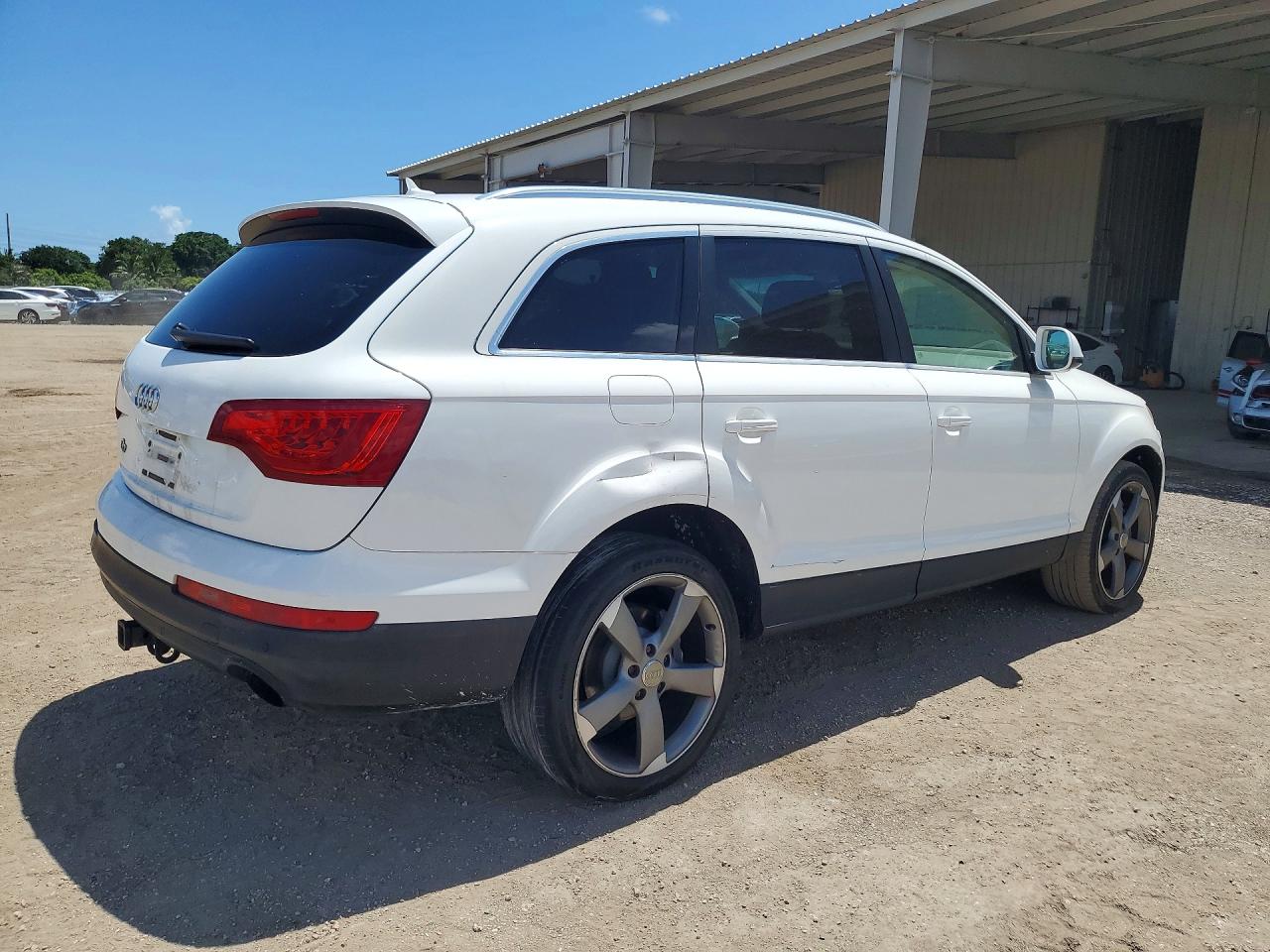 2012 Audi Q7 Premium Plus White vin: WA1LGBFEXCD000358