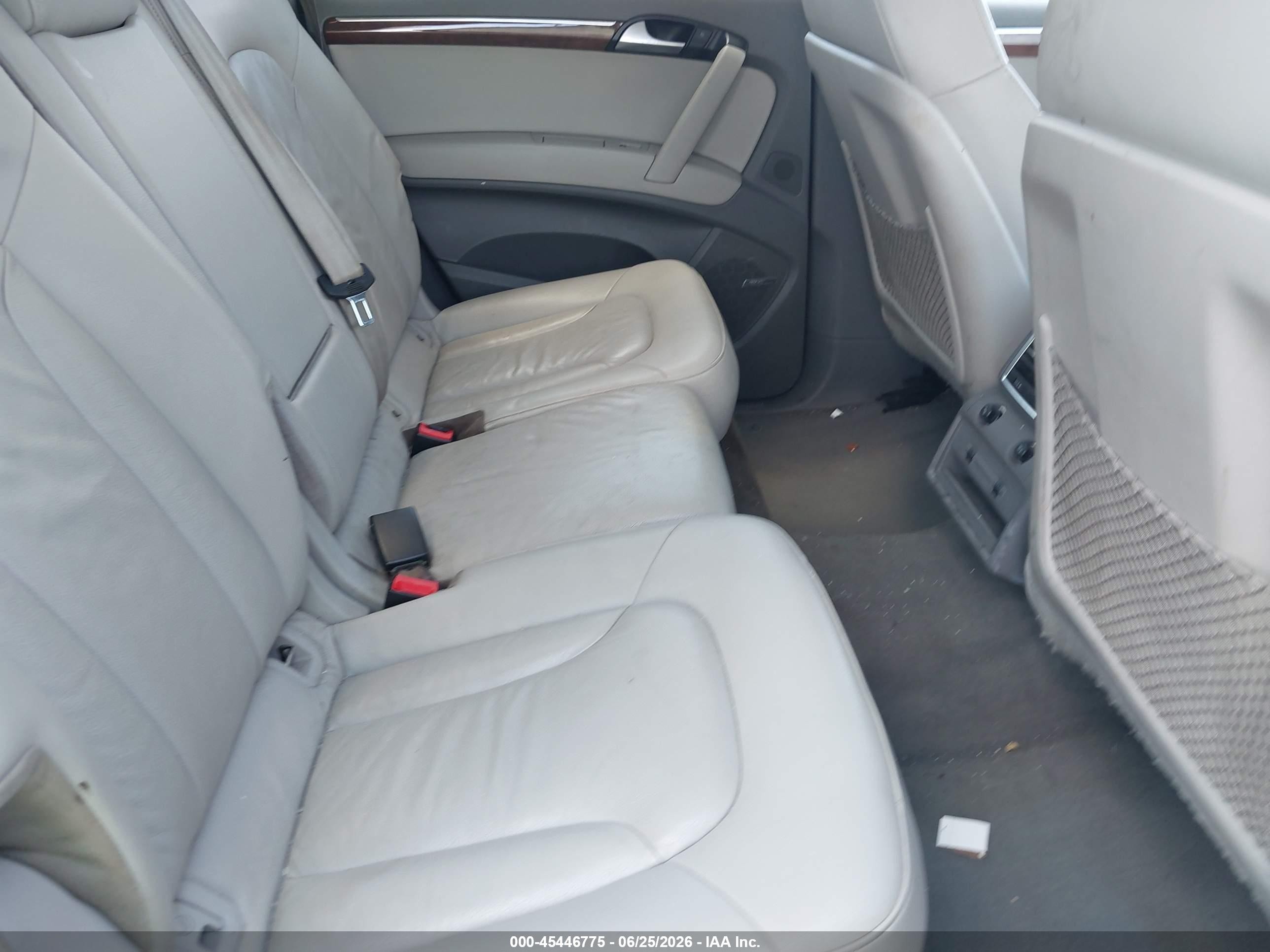 2015 Audi Q7 3.0t Premium Black vin: WA1LGBFEXFD024664