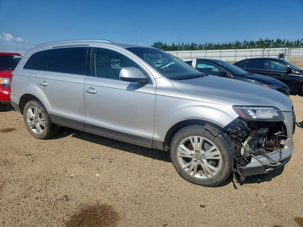 2011 Audi Q7 Premium Plus Silver vin: WA1LGCFE8BD001934