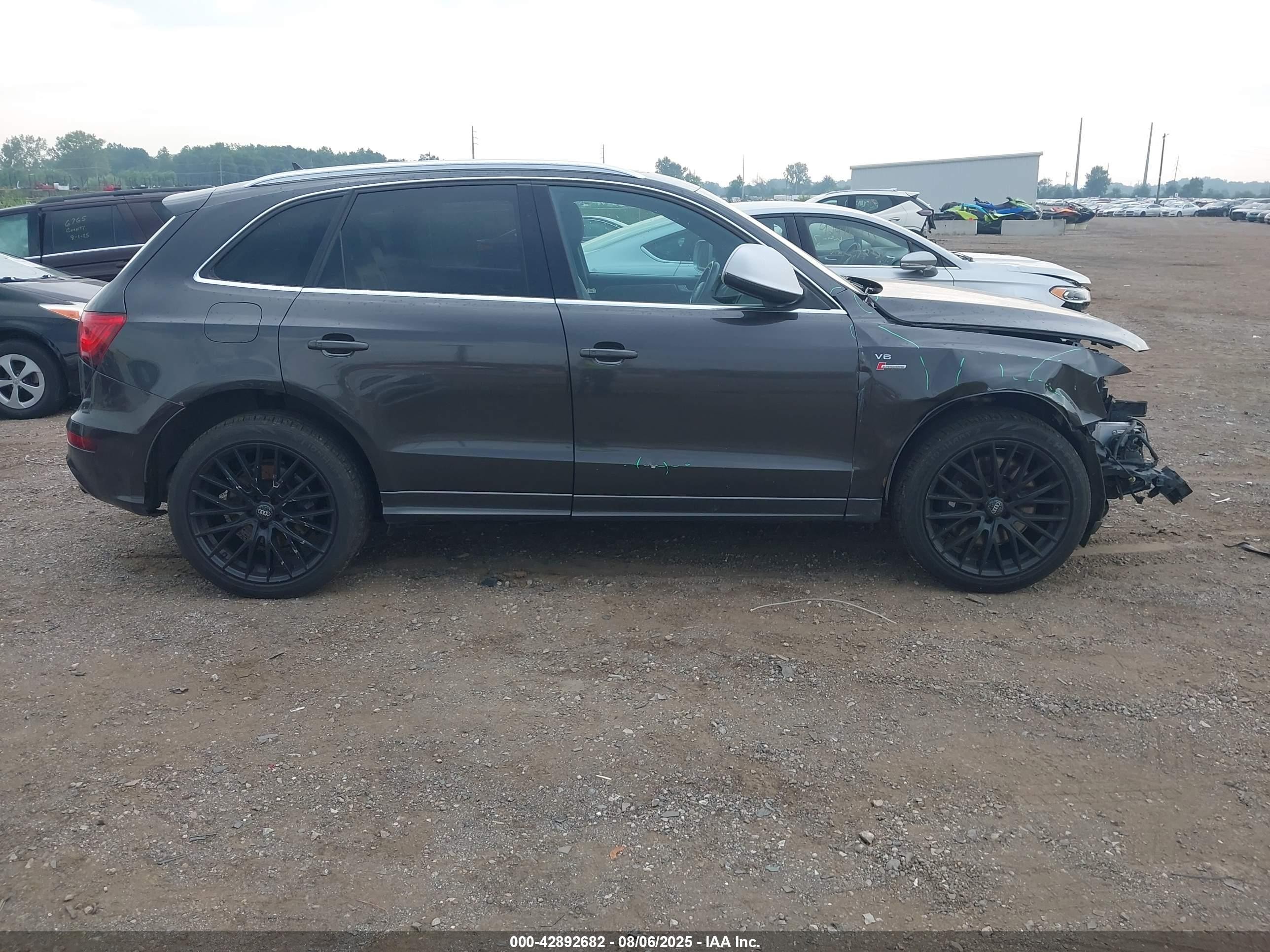 2014 Audi Q5 3.0 Technik Gray vin: WA1LGCFP1EA085876