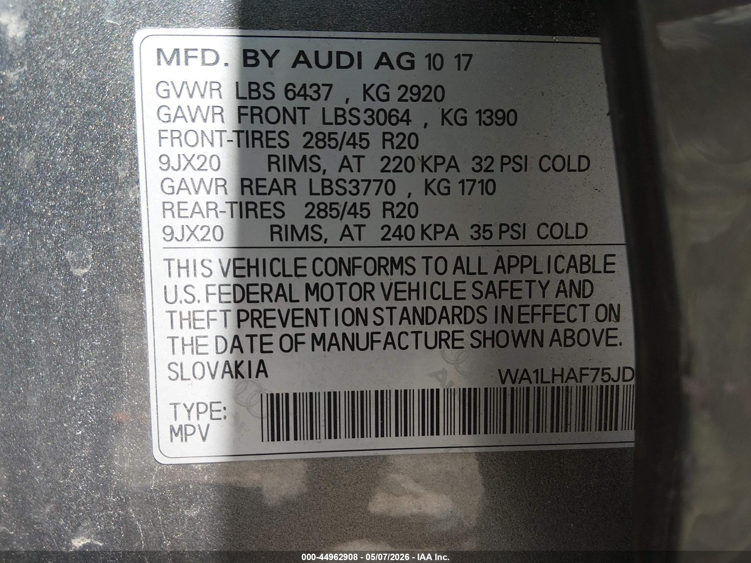 2018 Audi Q7 2.0t Premium Gray vin: WA1LHAF75JD017395