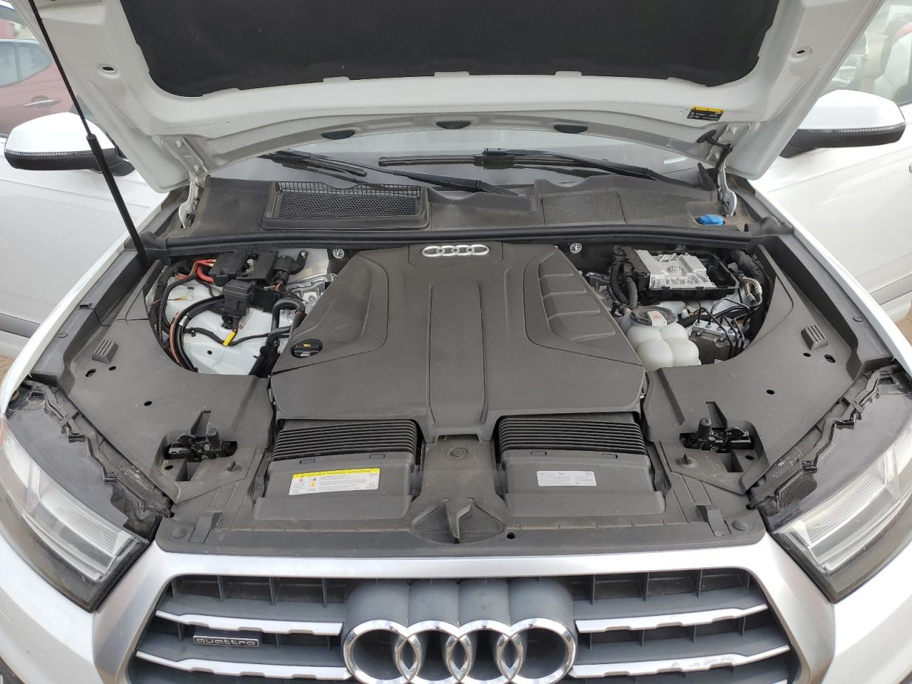 2019 Audi Q7 Premium Plus White vin: WA1LHAF75KD040015