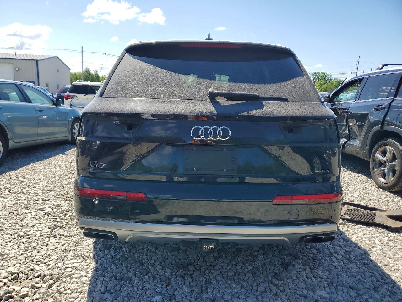 2018 Audi Q7 Premium Plus Black vin: WA1LHAF76JD029300