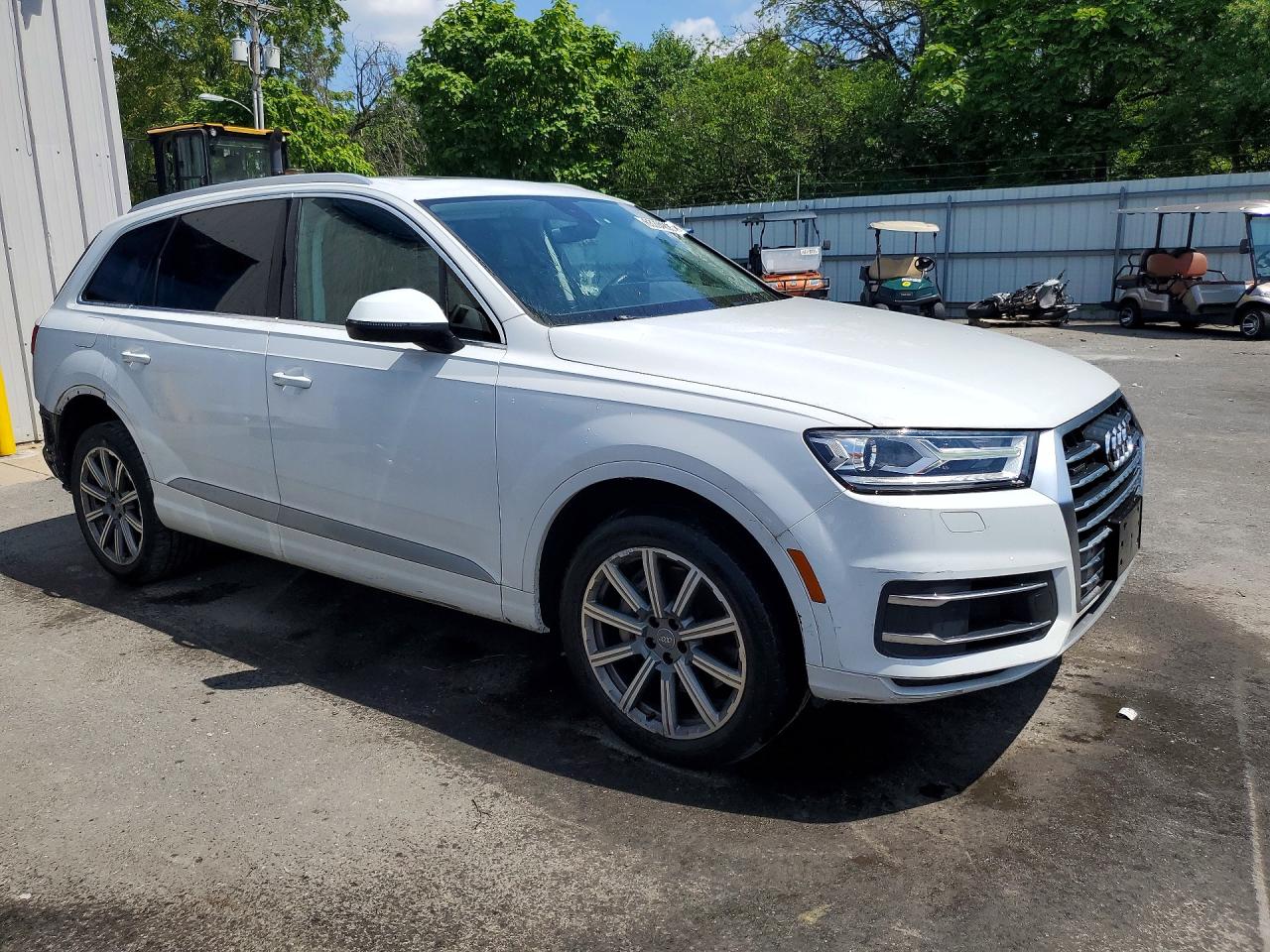 2018 Audi Q7 Premium Plus Белый vin: WA1LHAF78JD044350