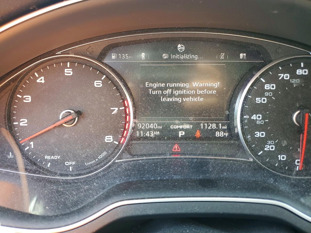 2018 Audi Q7 Premium Plus Белый vin: WA1LHAF78JD044350
