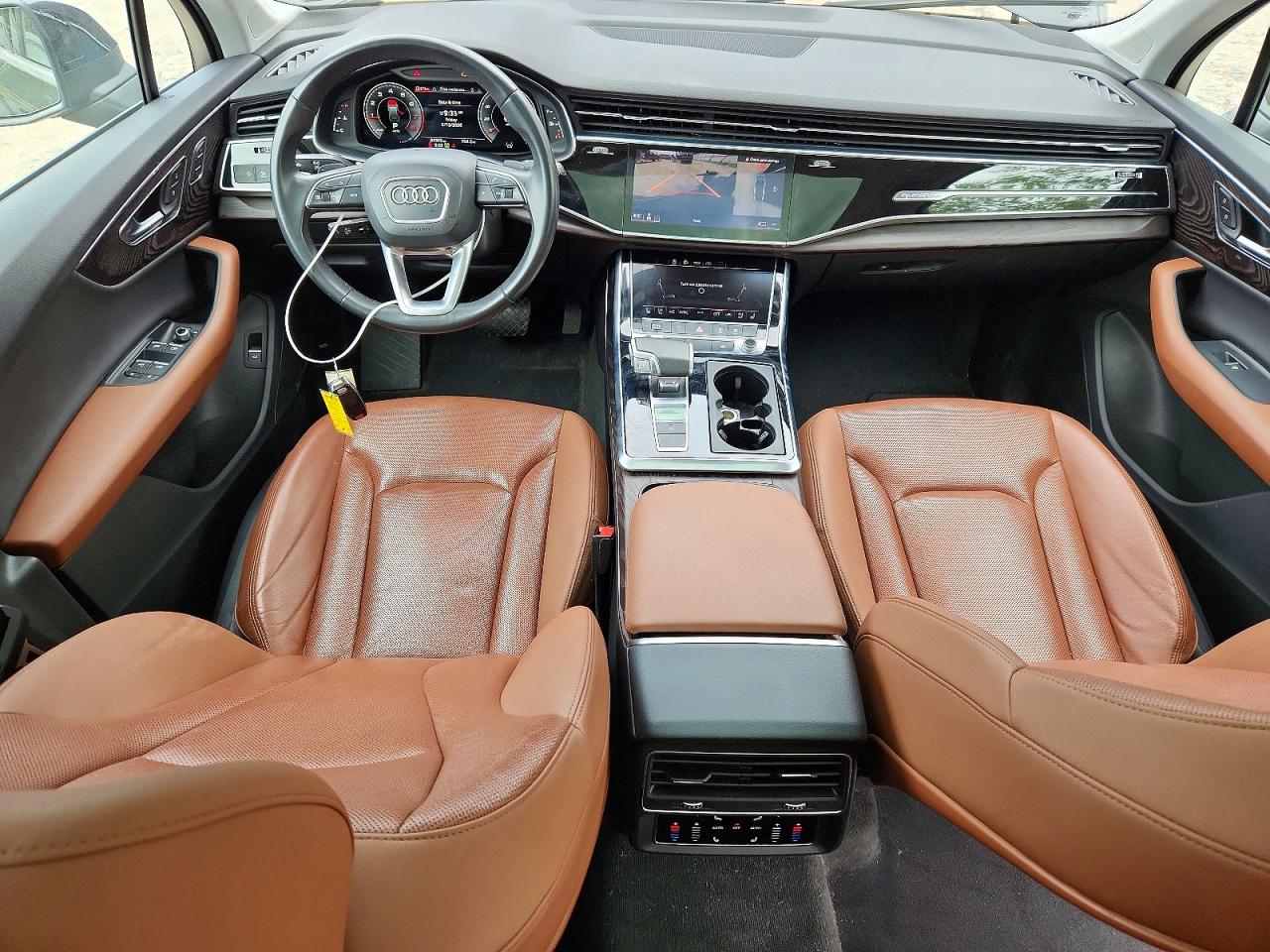 2021 Audi Q7 Premium Plus Черный vin: WA1LJAF70MD014770