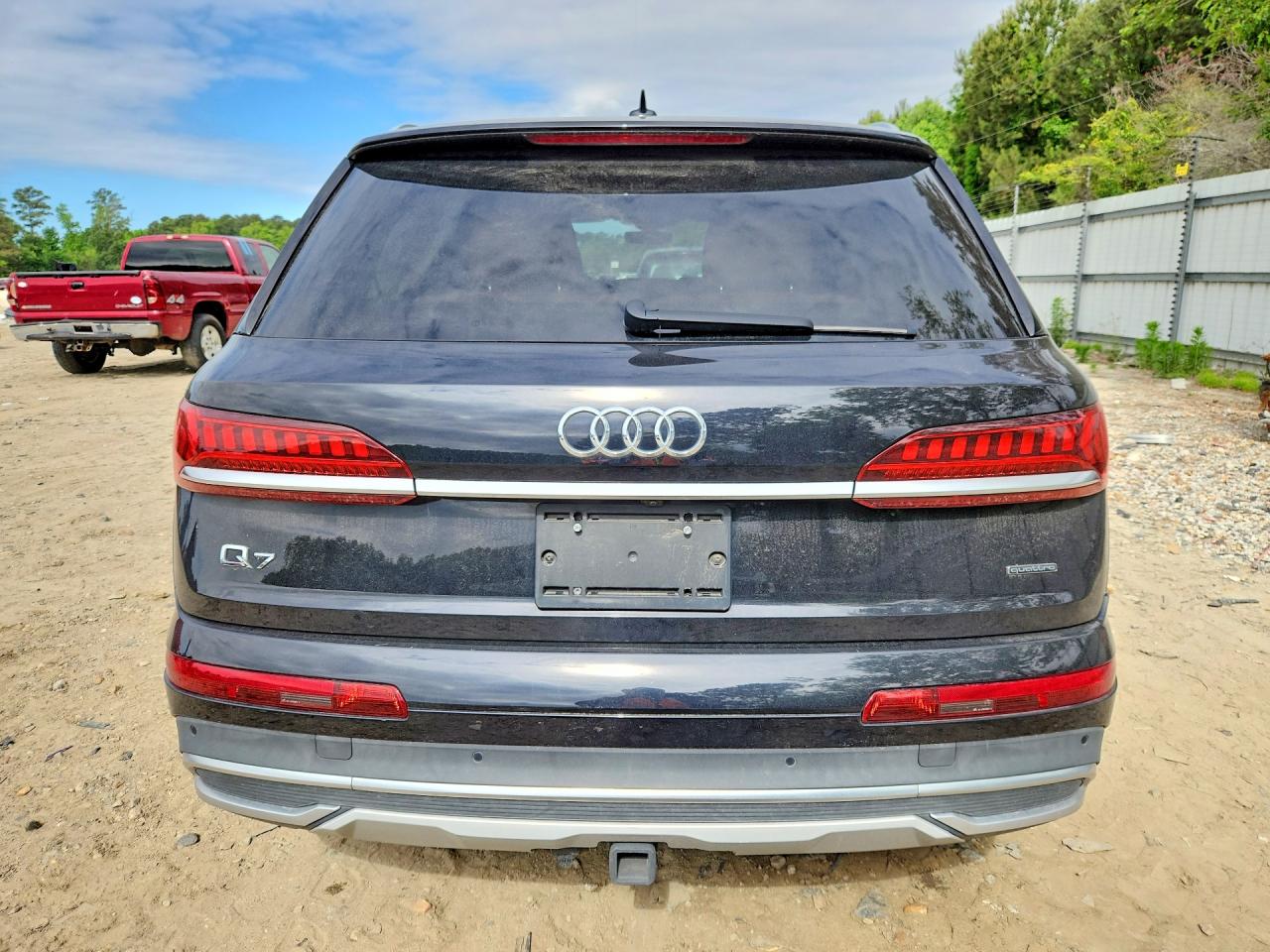 2021 Audi Q7 Premium Plus Черный vin: WA1LJAF70MD014770