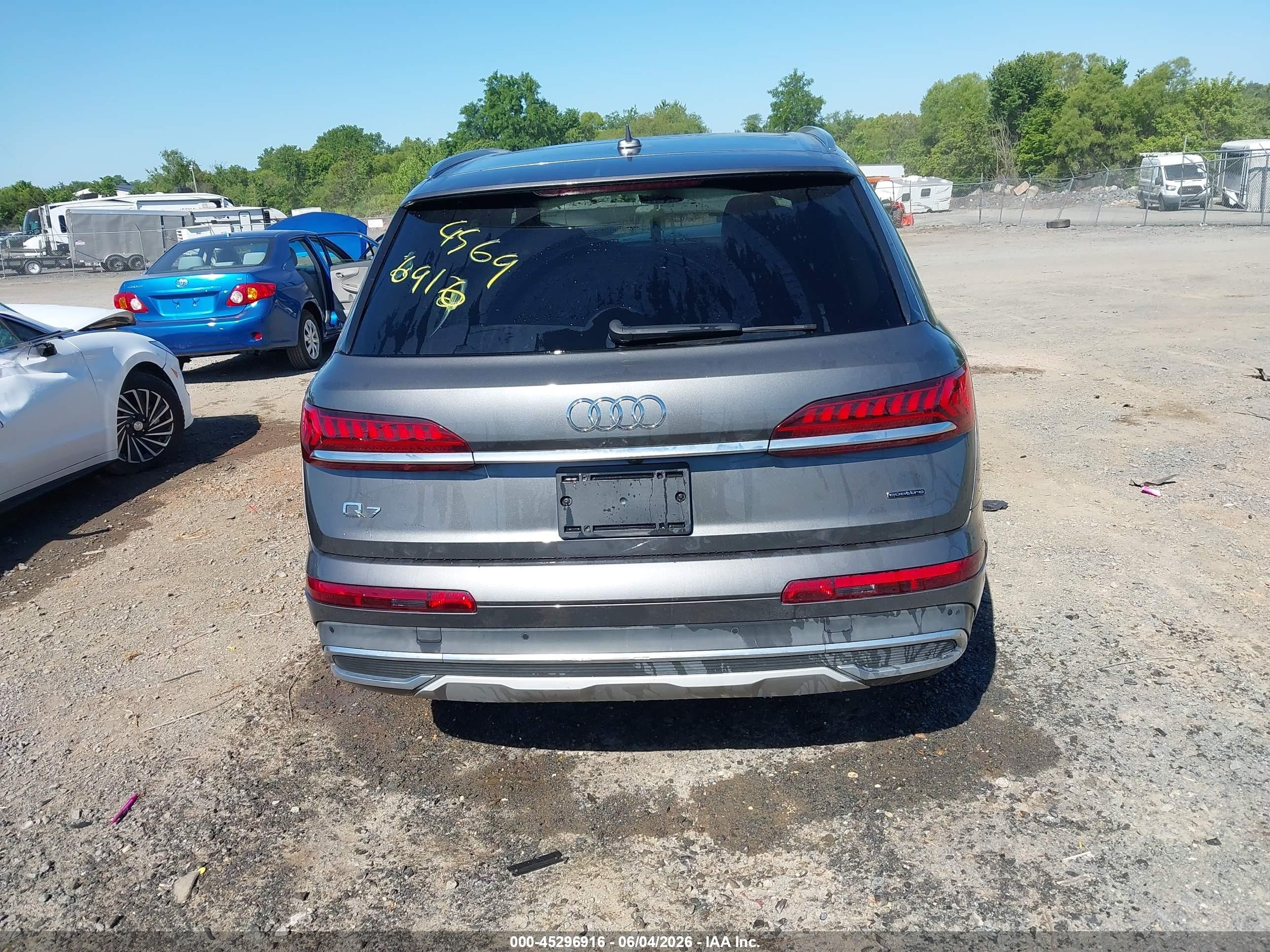2021 Audi Q7 Premium Plus 45 Tfsi Quattro Tiptronic Gray vin: WA1LJAF71MD021615
