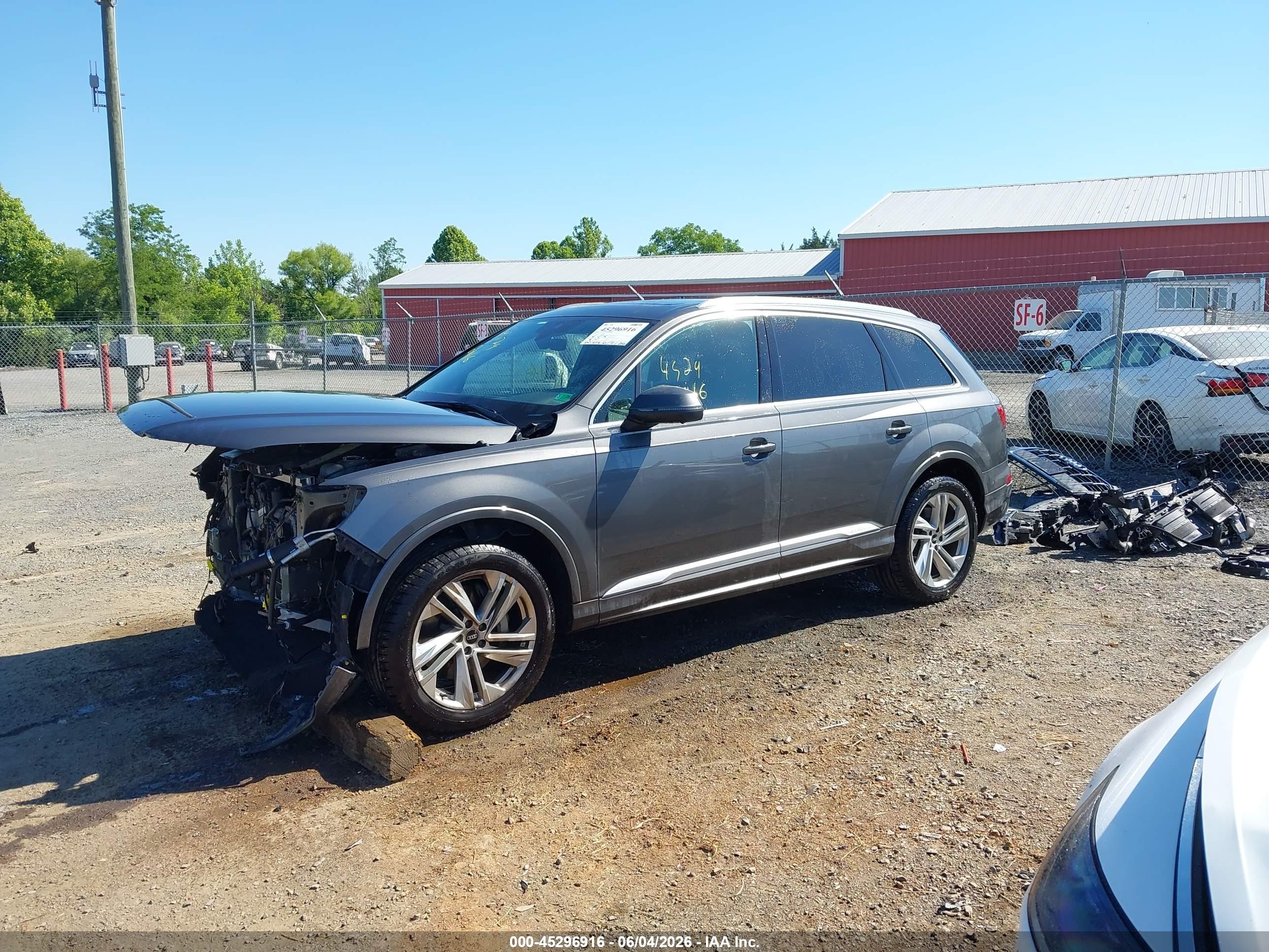 2021 Audi Q7 Premium Plus 45 Tfsi Quattro Tiptronic Gray vin: WA1LJAF71MD021615