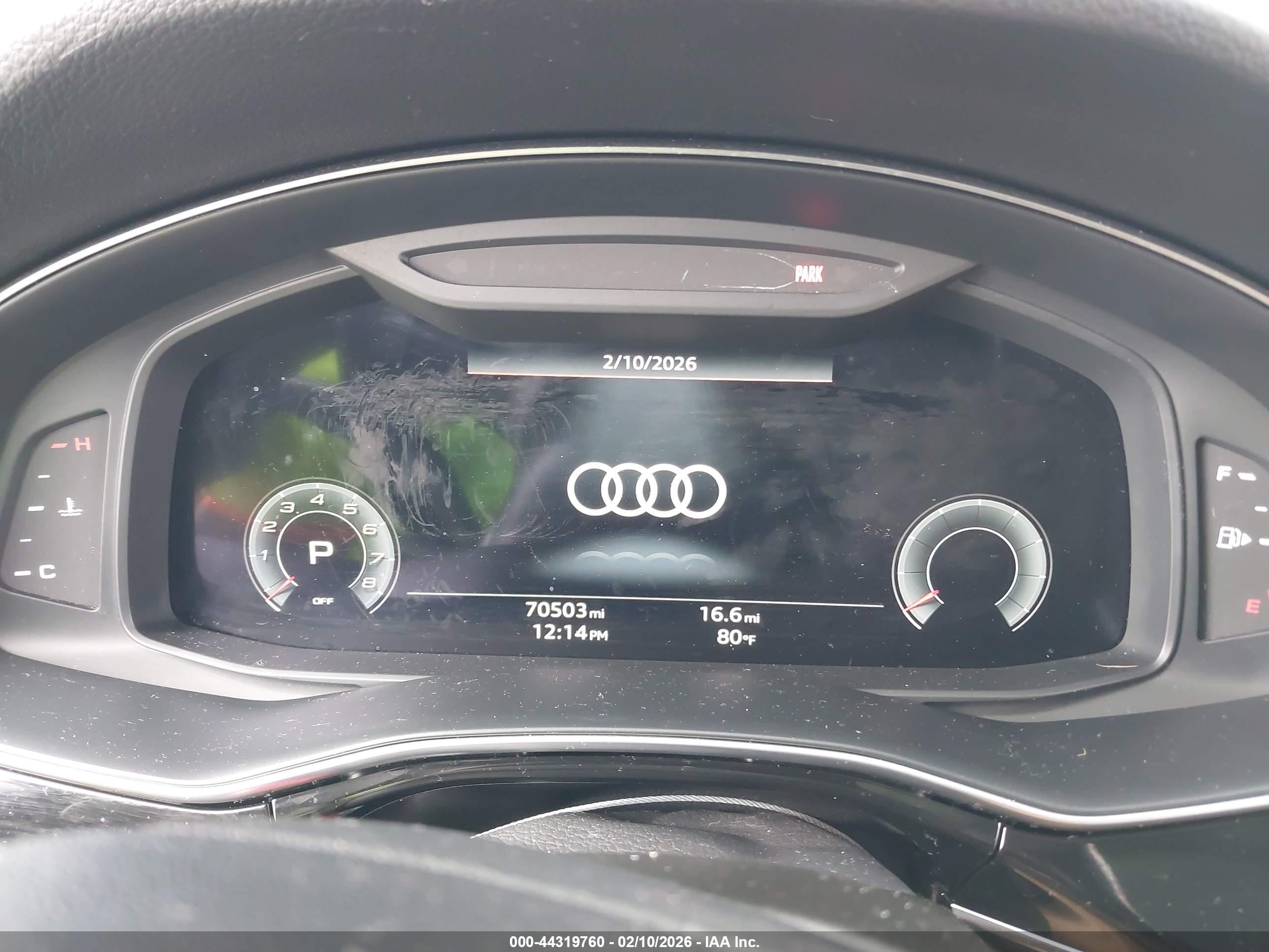 2021 Audi Q7 Premium Plus 45 Tfsi Quattro Tiptronic White vin: WA1LJAF73MD040425