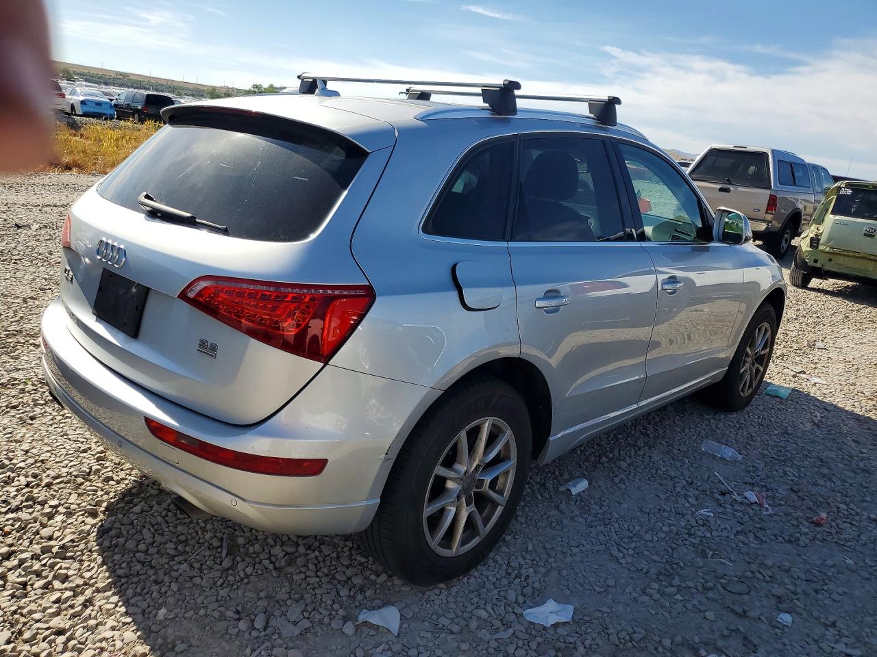 2010 Audi Q5 Premium Plus Silver vin: WA1LKAFP0AA003472