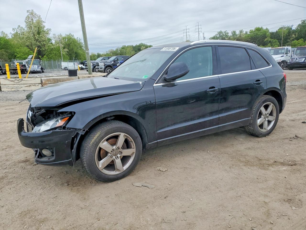 2010 Audi Q5 Premium Plus Золотой vin: WA1LKAFP0AA021261