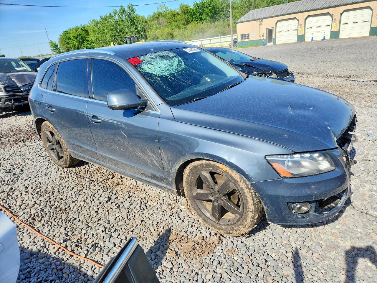 2010 Audi Q5 Premium Plus Blue vin: WA1LKAFP0AA052509