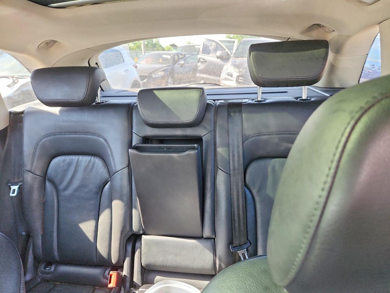 2010 Audi Q5 Premium Plus Blue vin: WA1LKAFP0AA052509