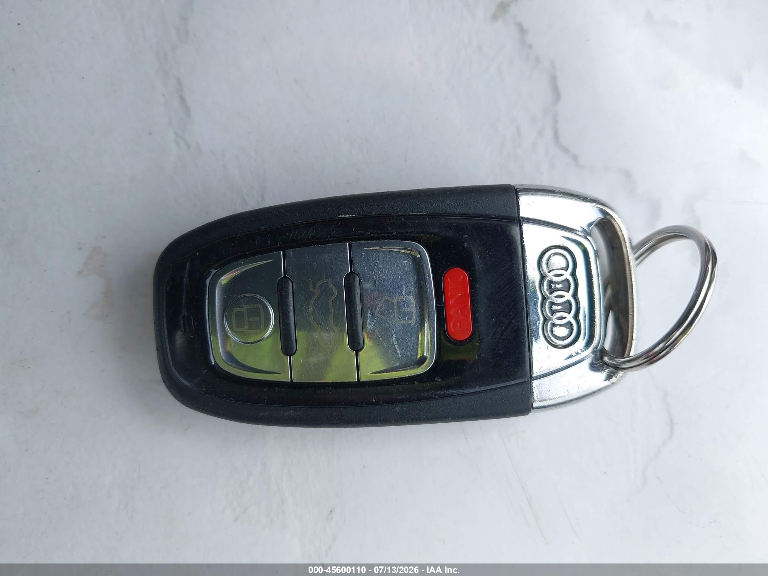 2010 Audi Q5 3.2 Premium Red vin: WA1LKAFP0AA112403