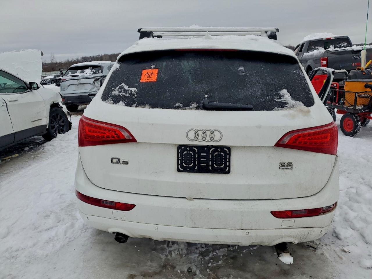 2010 Audi Q5 Premium Plus White vin: WA1LKAFP2AA017650