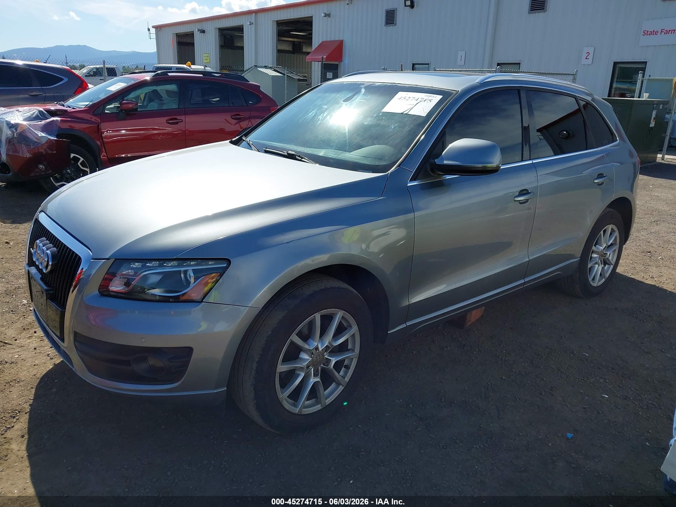 2010 Audi Q5 3.2 Premium Gray vin: WA1LKAFP3AA047305
