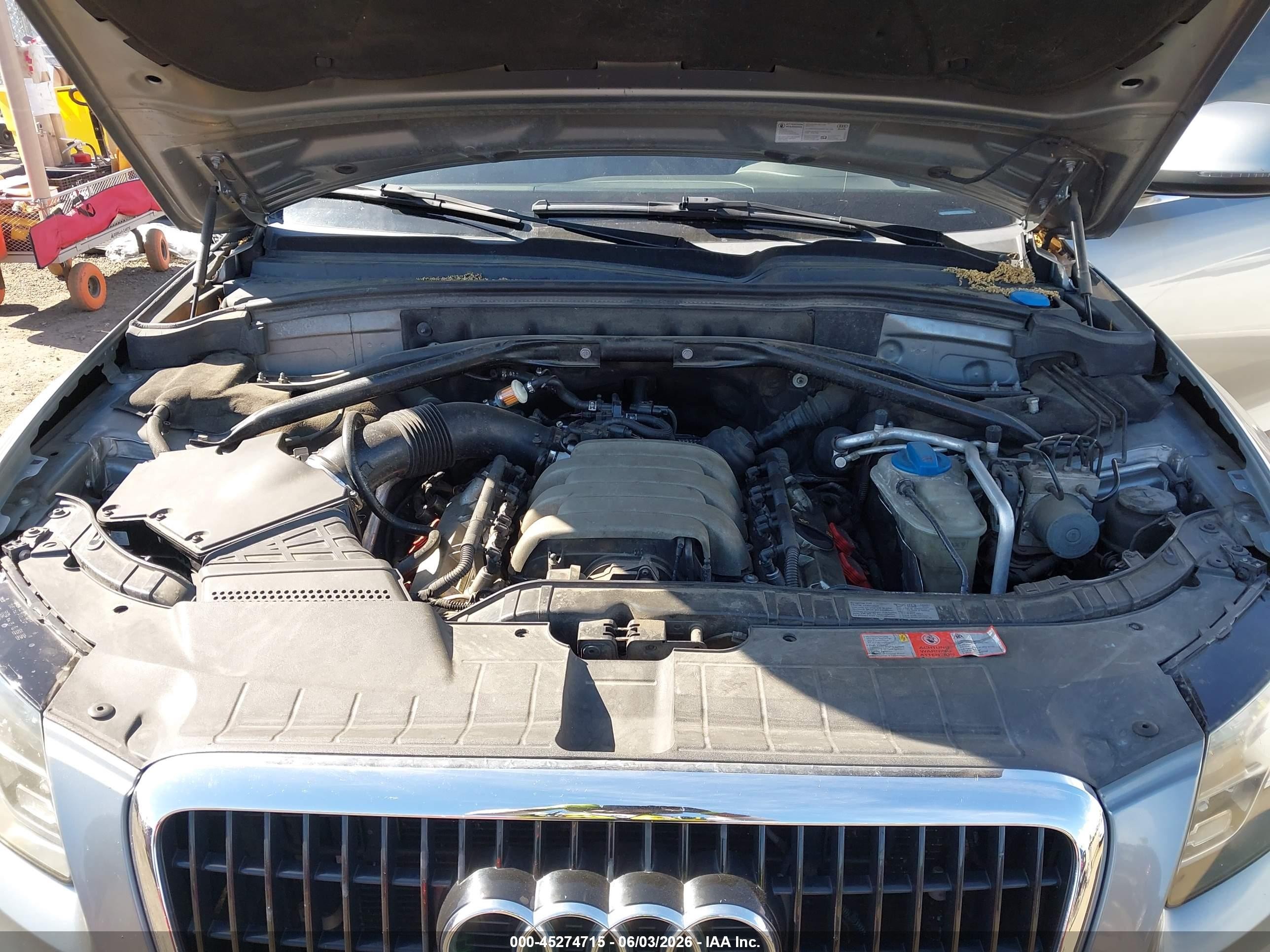 2010 Audi Q5 3.2 Premium Gray vin: WA1LKAFP3AA047305