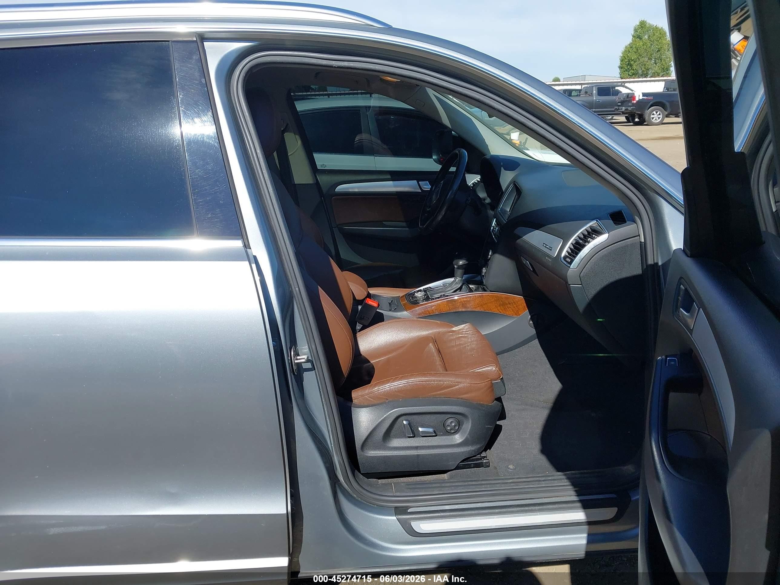 2010 Audi Q5 3.2 Premium Gray vin: WA1LKAFP3AA047305