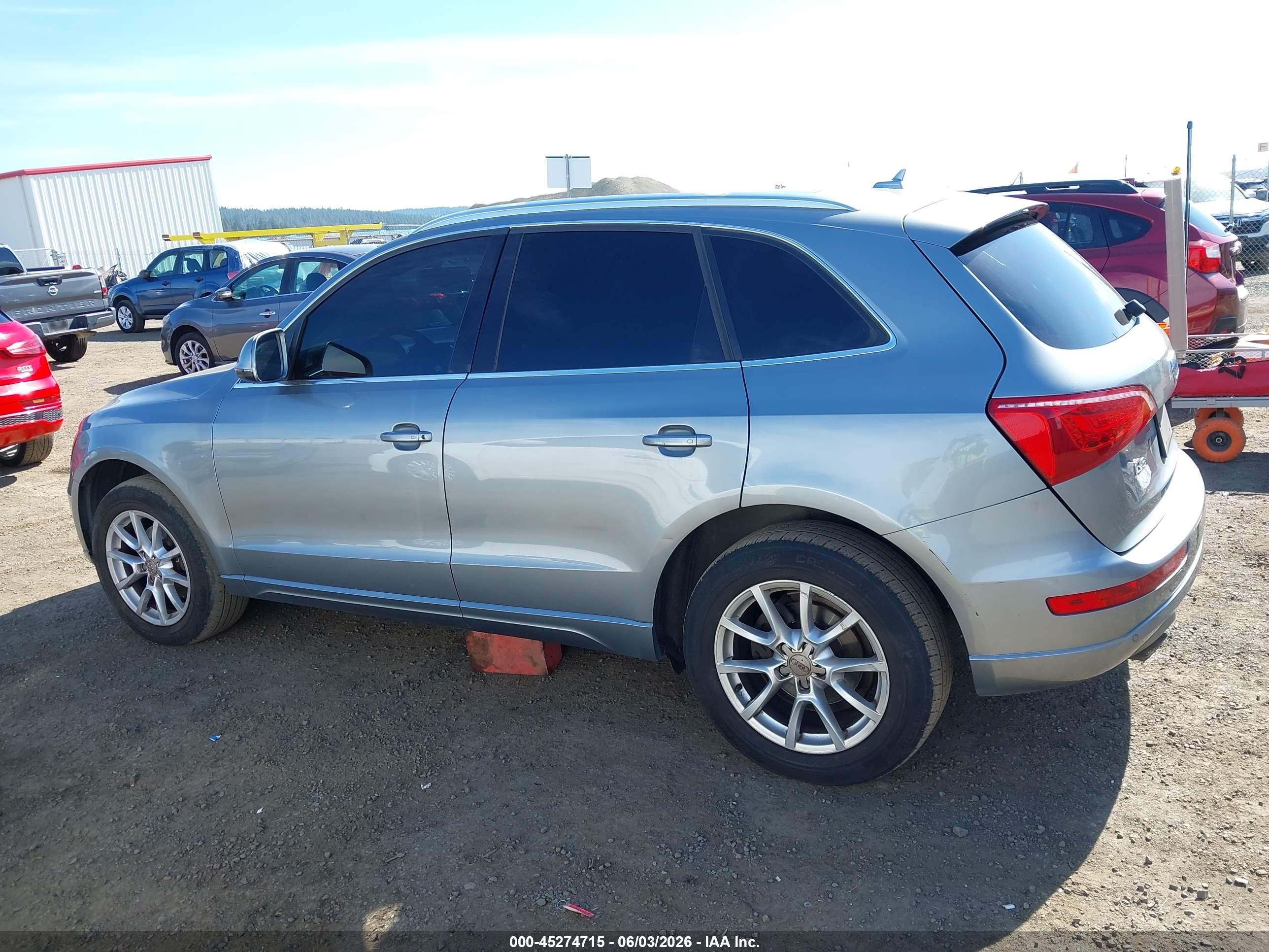 2010 Audi Q5 3.2 Premium Gray vin: WA1LKAFP3AA047305