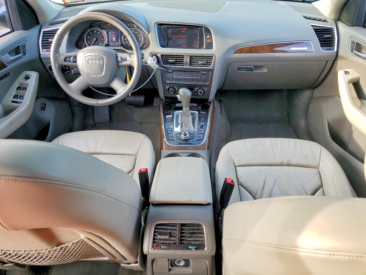 2010 Audi Q5 Premium Plus Silver vin: WA1LKAFP3AA095032